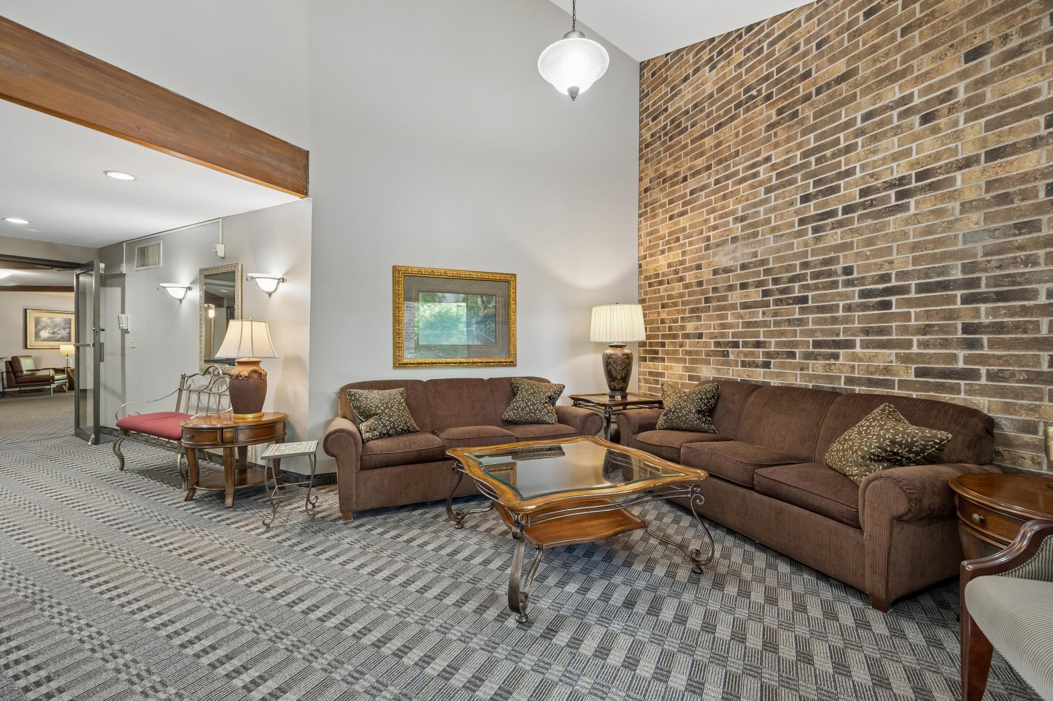 View of Residential at 35 Nathan Lane #303, Plymouth MN 55441, Plymouth (35 of 63) - Mike Wilen | Minnesota Team Real Estate