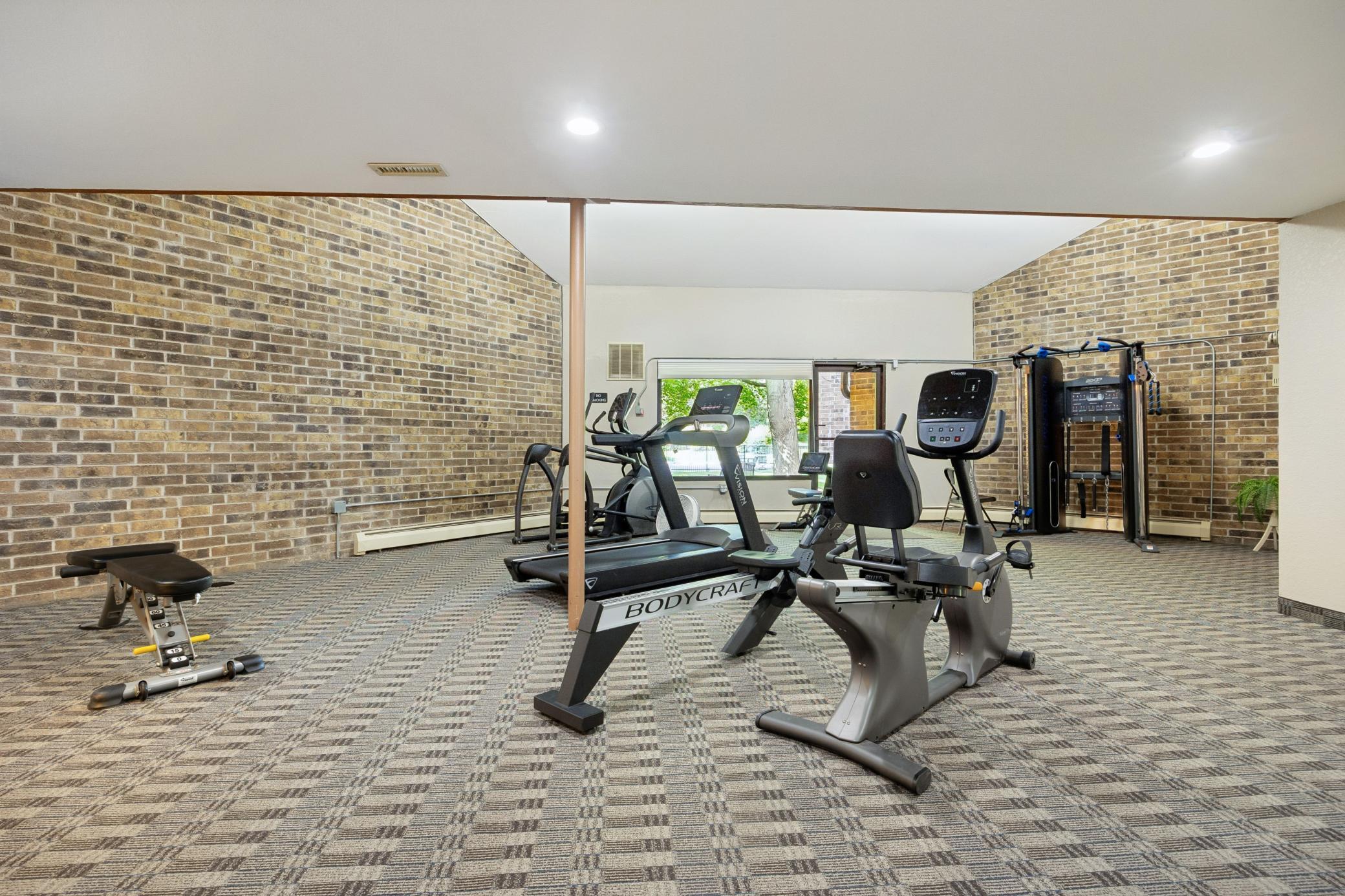 View of Residential at 35 Nathan Lane #303, Plymouth MN 55441, Plymouth (39 of 63) - Mike Wilen | Minnesota Team Real Estate