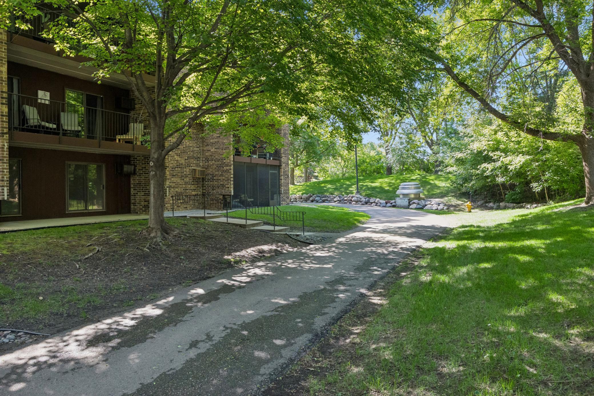 View of Residential at 35 Nathan Lane #303, Plymouth MN 55441, Plymouth (47 of 63) - Mike Wilen | Minnesota Team Real Estate