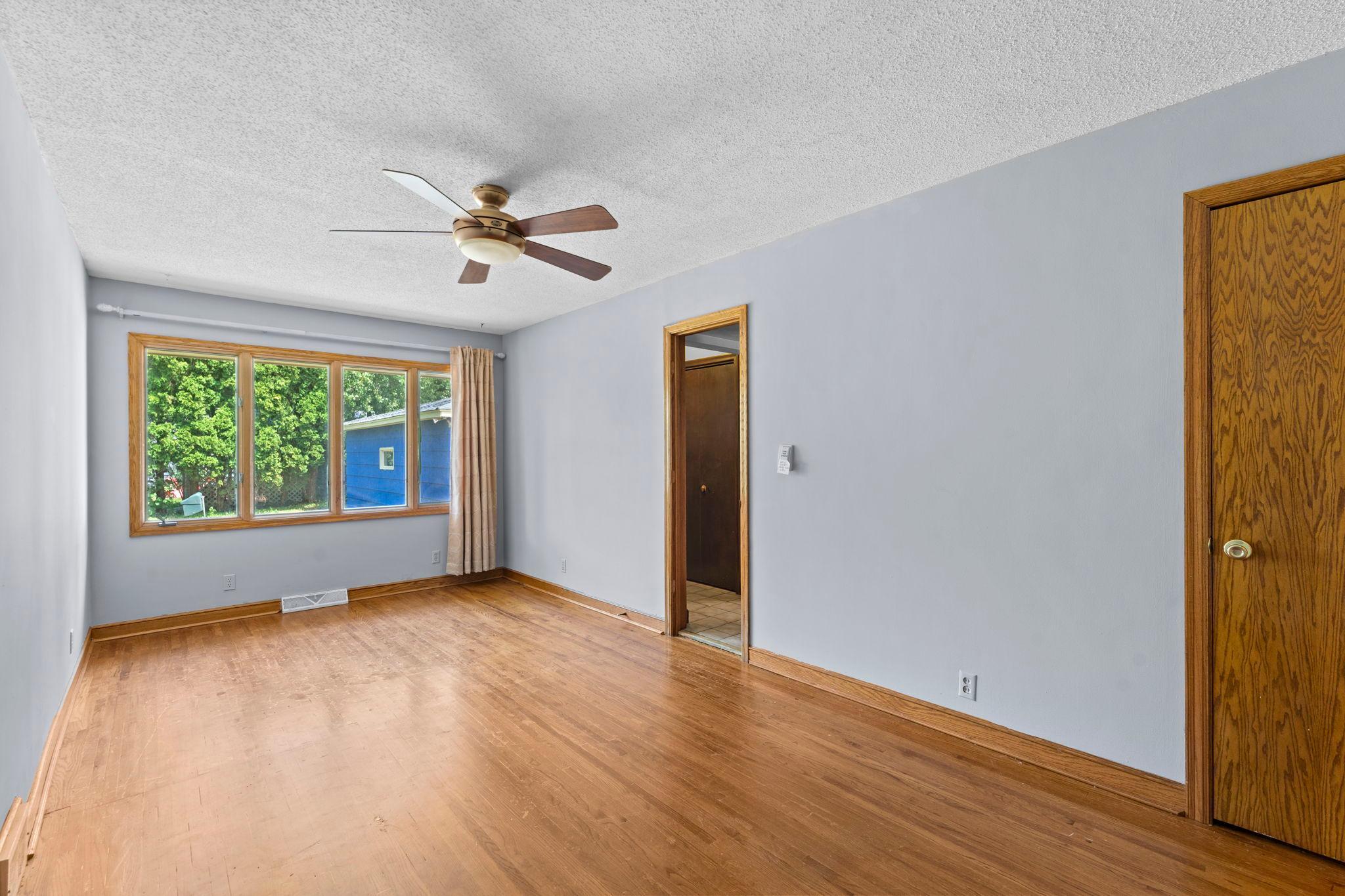 View of Residential at 1739 Hampshire Avenue, Saint Paul MN 55116, Saint Paul (17 of 51) - Mike Wilen | Minnesota Team Real Estate