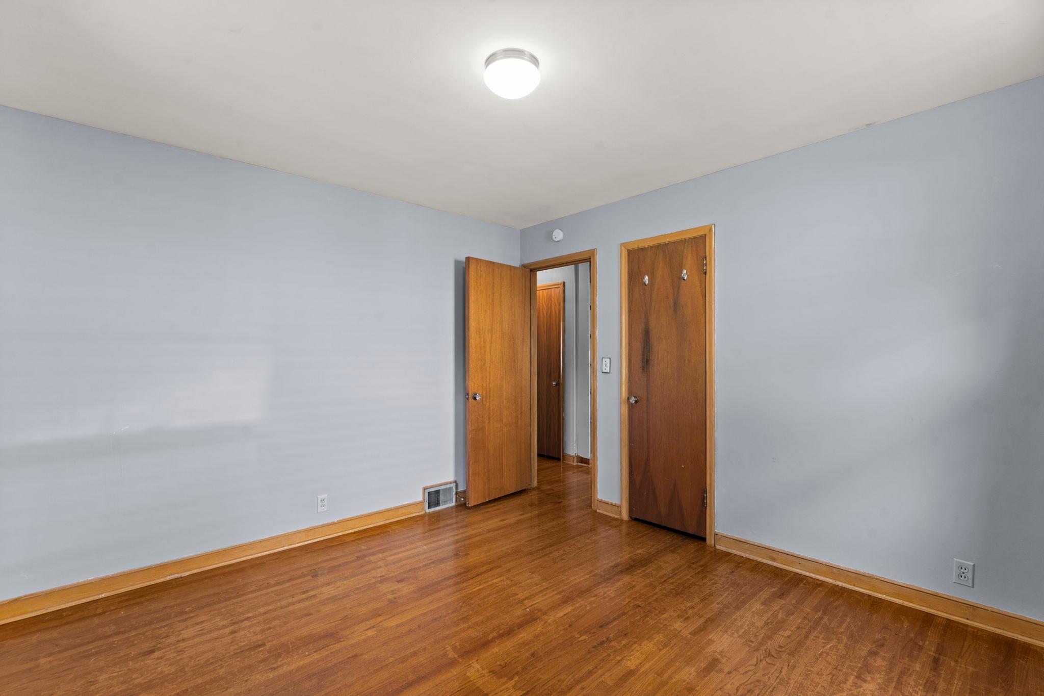 View of Residential at 1739 Hampshire Avenue, Saint Paul MN 55116, Saint Paul (15 of 51) - Mike Wilen | Minnesota Team Real Estate