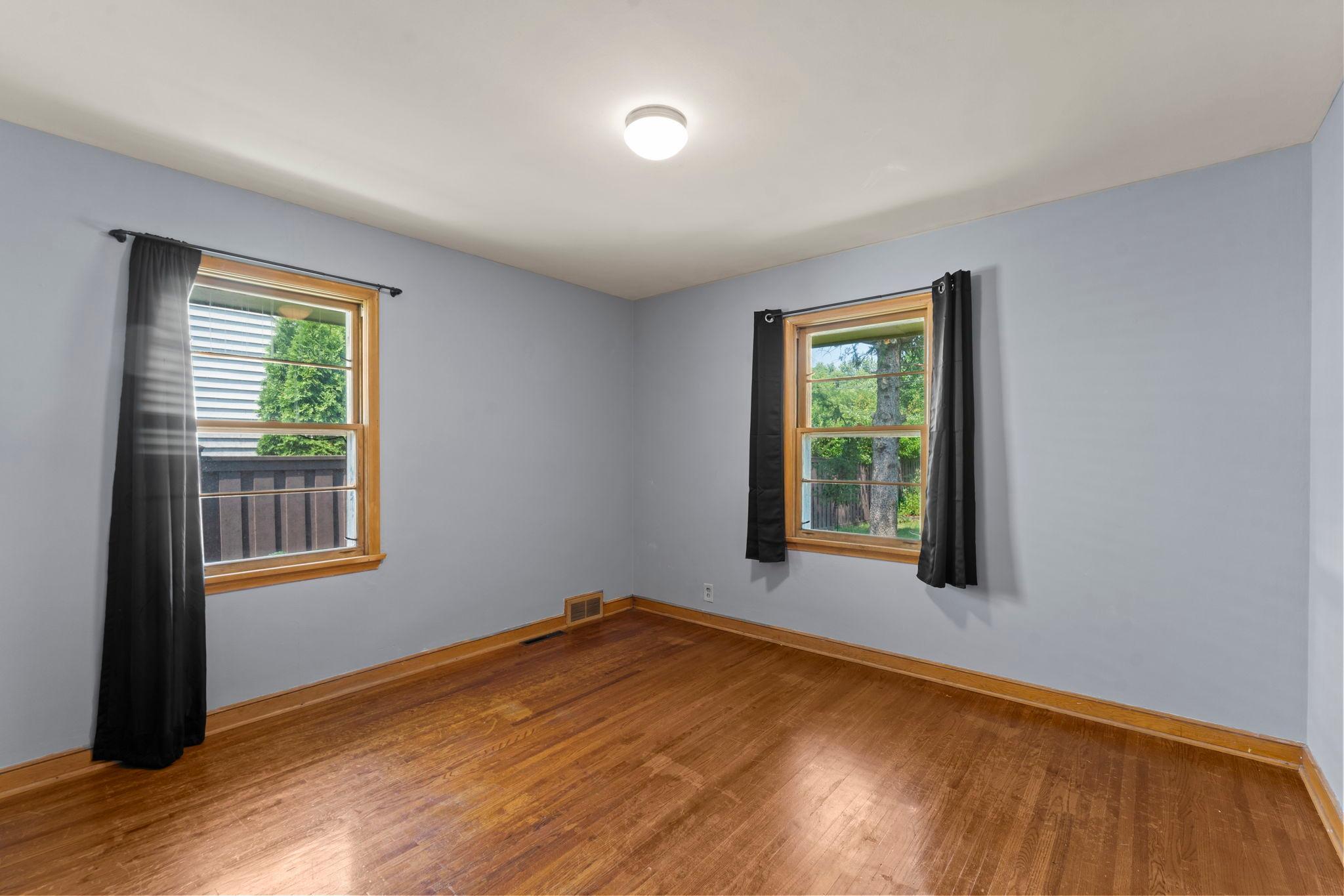 View of Residential at 1739 Hampshire Avenue, Saint Paul MN 55116, Saint Paul (14 of 51) - Mike Wilen | Minnesota Team Real Estate