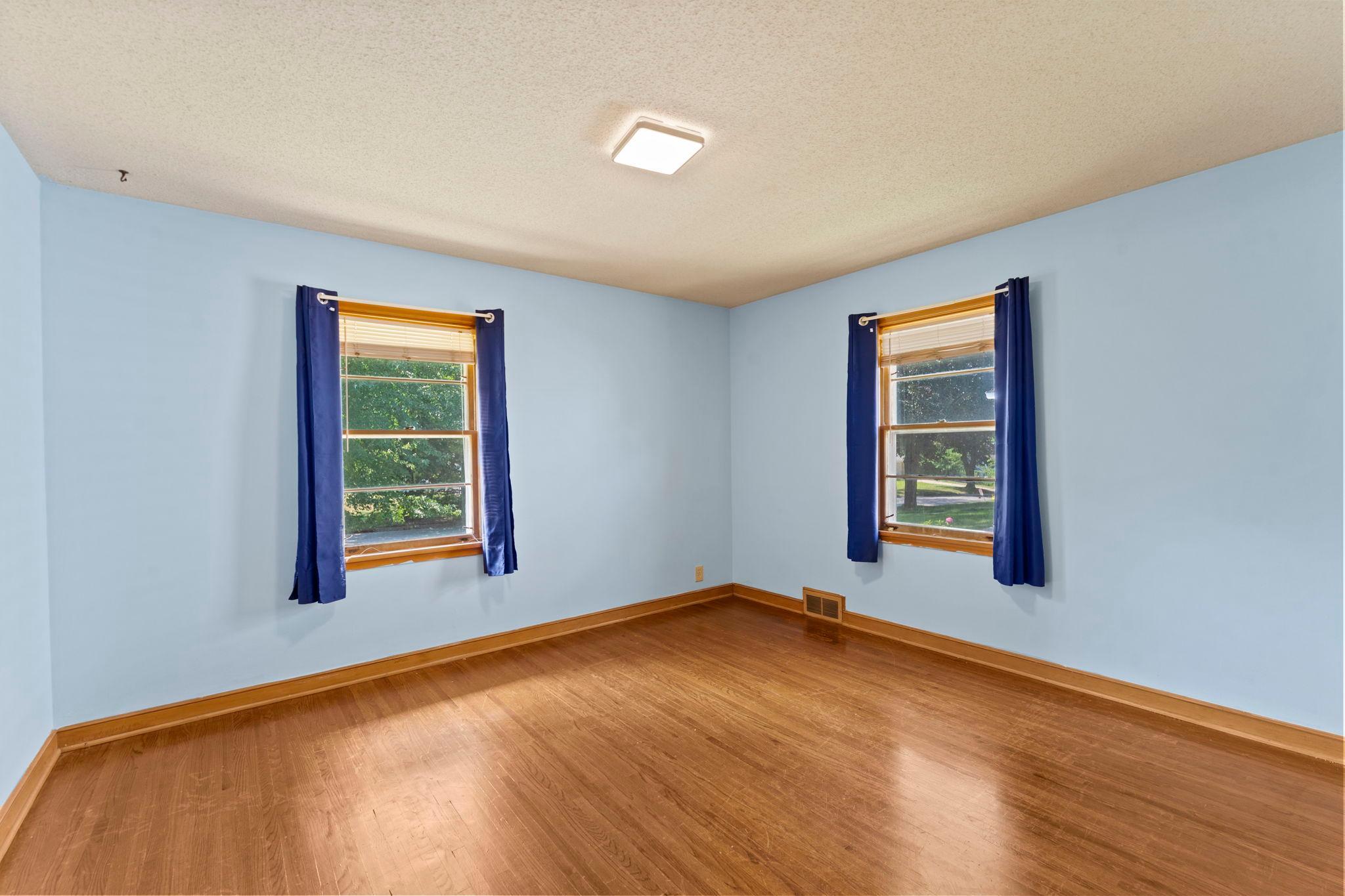View of Residential at 1739 Hampshire Avenue, Saint Paul MN 55116, Saint Paul (12 of 51) - Mike Wilen | Minnesota Team Real Estate