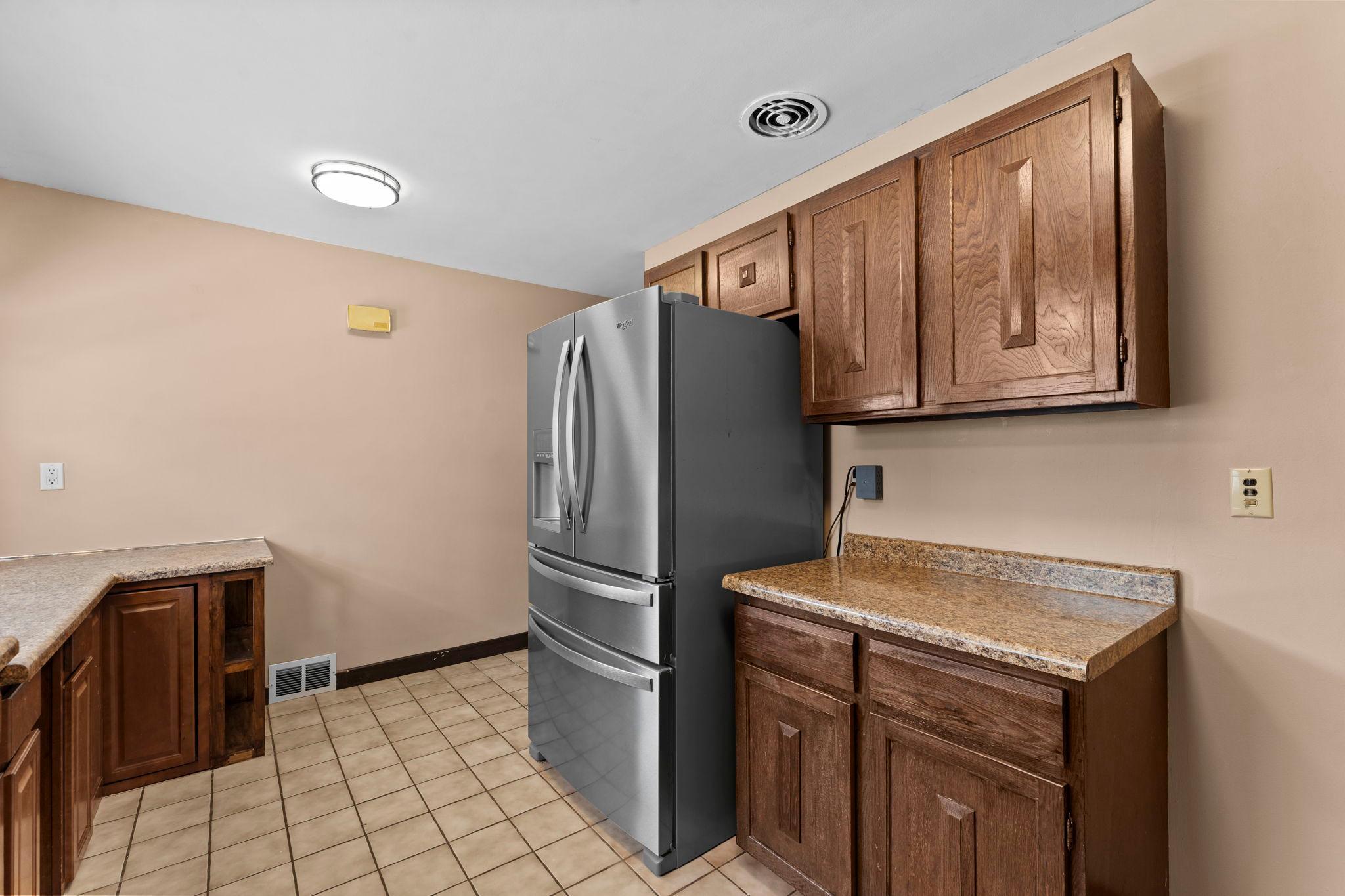 View of Residential at 1739 Hampshire Avenue, Saint Paul MN 55116, Saint Paul (10 of 51) - Mike Wilen | Minnesota Team Real Estate