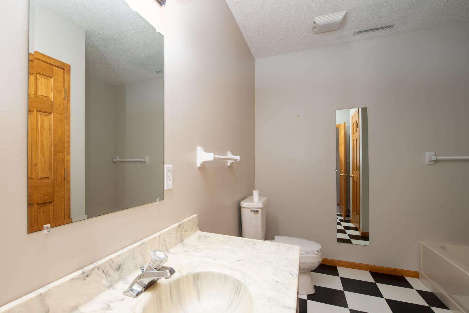 View of Residential at 1524 Squirrels Nest Road, Kasota MN 56050, Kasota (25 of 46) - Mike Wilen | Minnesota Team Real Estate
