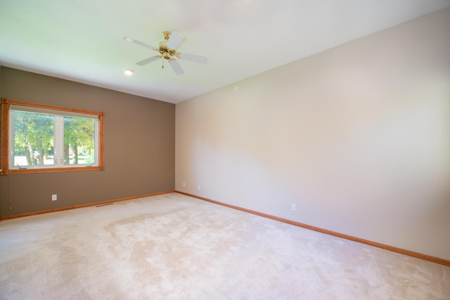 View of Residential at 1524 Squirrels Nest Road, Kasota MN 56050, Kasota (14 of 46) - Mike Wilen | Minnesota Team Real Estate