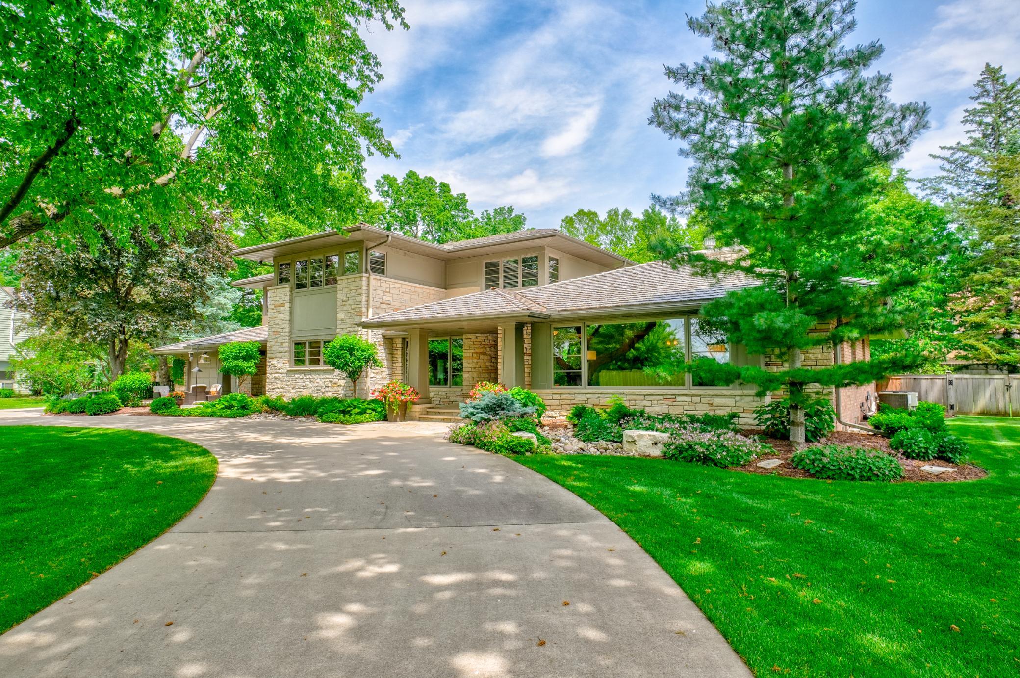 View of Residential at 450 Mississippi River Boulevard, Saint Paul MN 55105, Saint Paul (7 of 58) - Mike Wilen | Minnesota Team Real Estate