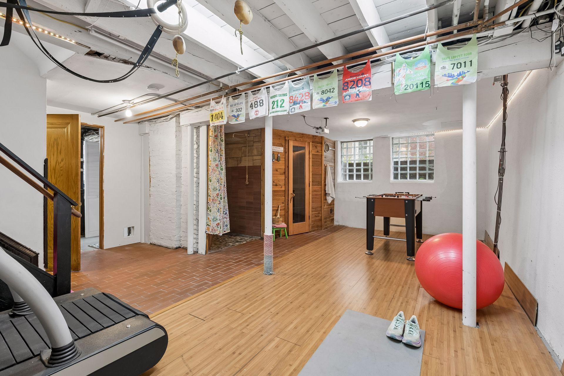 View of Residential at 1929 James Avenue, Minneapolis MN 55403, Minneapolis (36 of 56) - Mike Wilen | Minnesota Team Real Estate