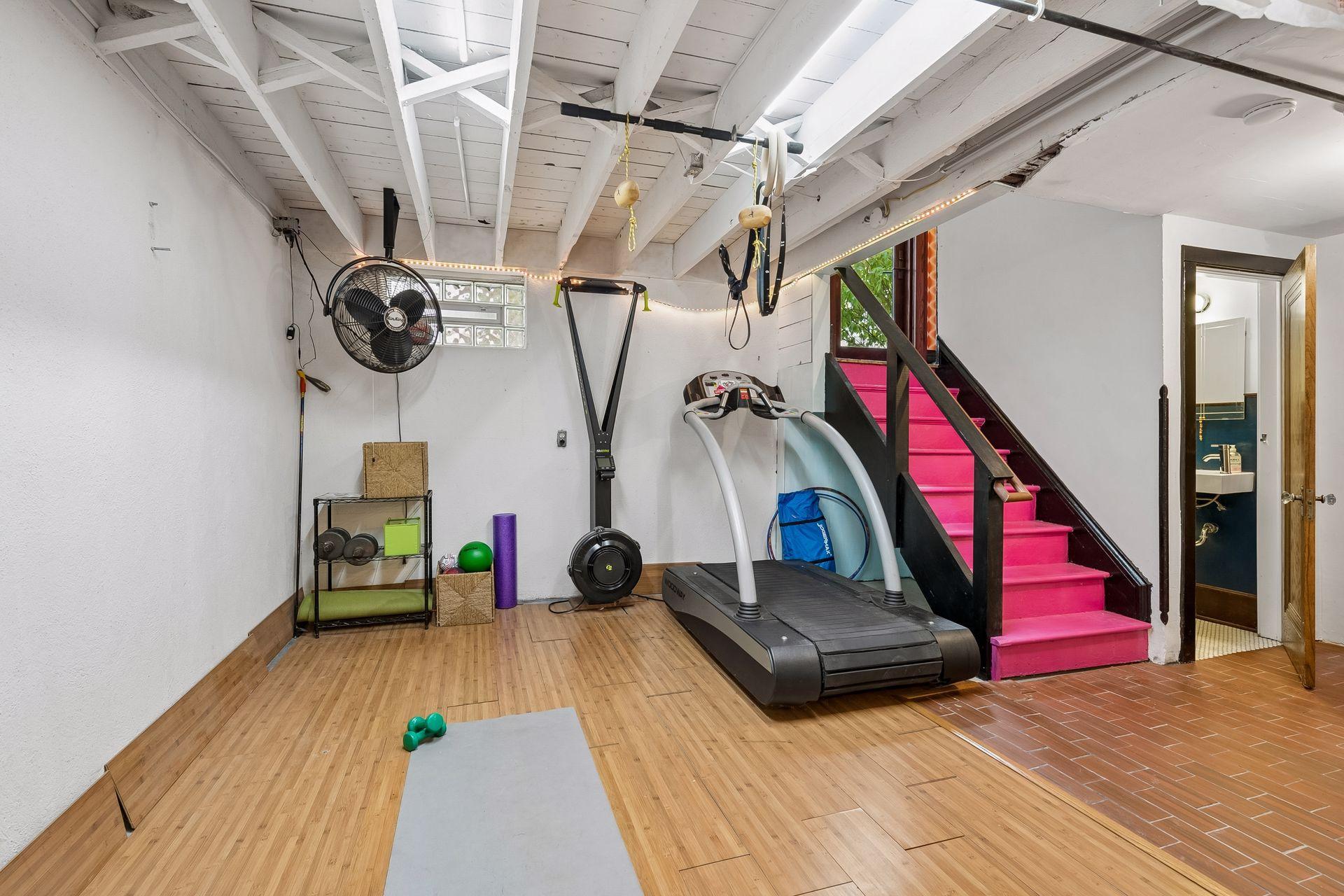 View of Residential at 1929 James Avenue, Minneapolis MN 55403, Minneapolis (35 of 56) - Mike Wilen | Minnesota Team Real Estate