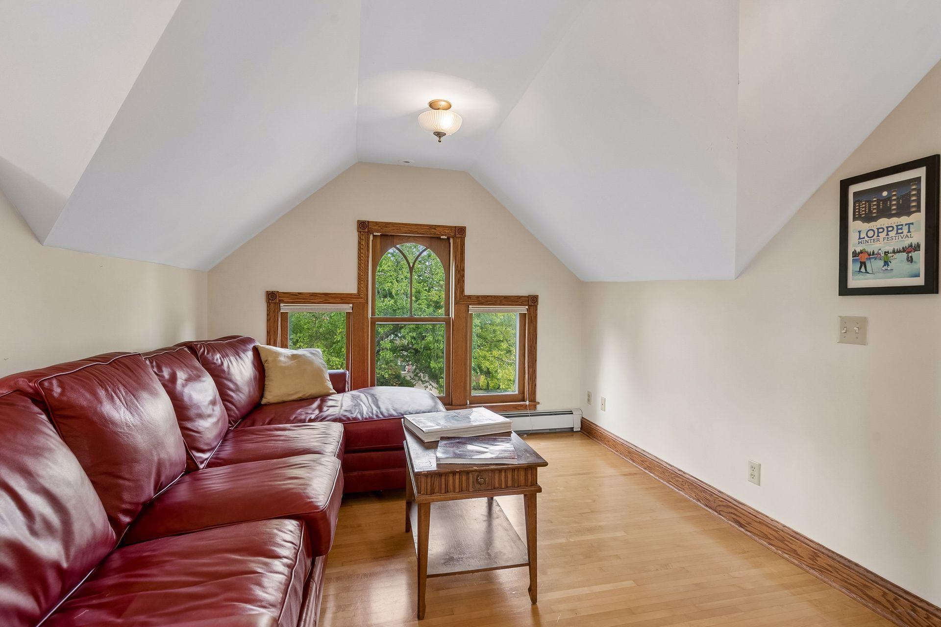 View of Residential at 1929 James Avenue, Minneapolis MN 55403, Minneapolis (31 of 56) - Mike Wilen | Minnesota Team Real Estate