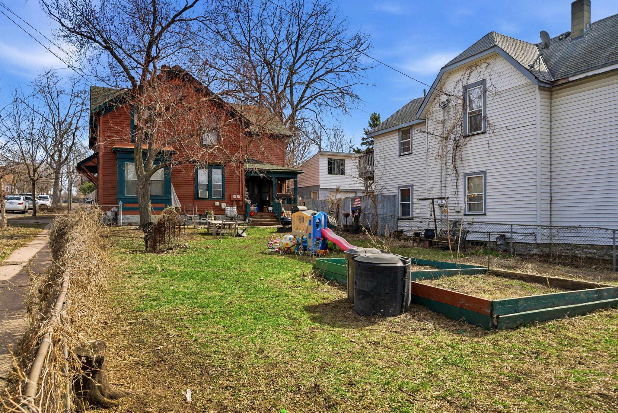 View of Residential Income at 682 4th Street, Saint Paul MN 55106, Saint Paul (3 of 13) - Mike Wilen | Minnesota Team Real Estate