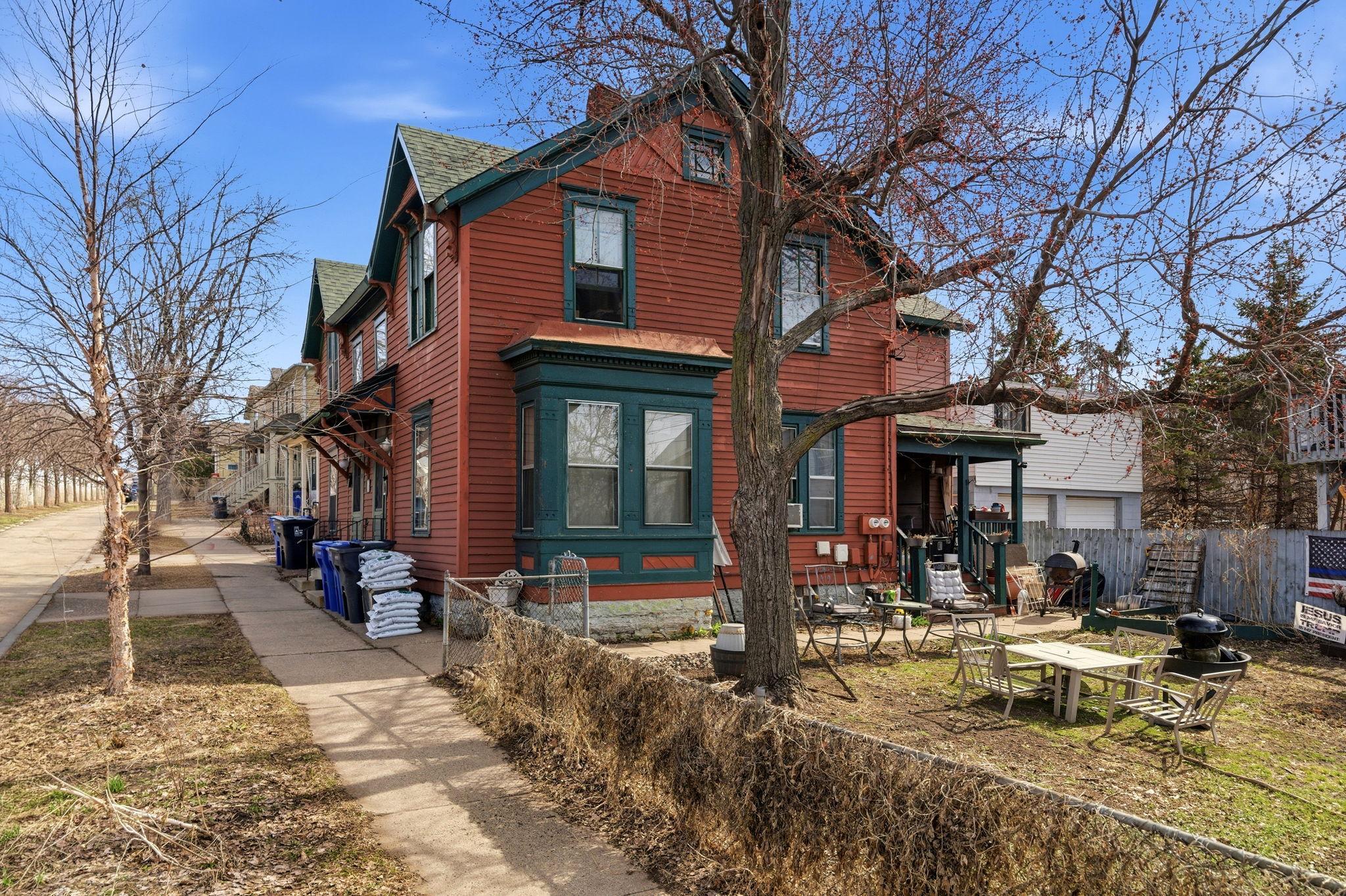 View of Residential Income at 682 4th Street, Saint Paul MN 55106, Saint Paul (2 of 13) - Mike Wilen | Minnesota Team Real Estate