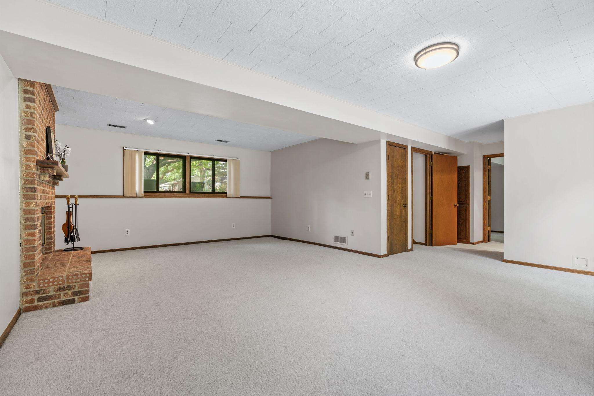 View of Residential at 11795 Red Fox Drive, Maple Grove MN 55369, Maple Grove (44 of 57) - Mike Wilen | Minnesota Team Real Estate