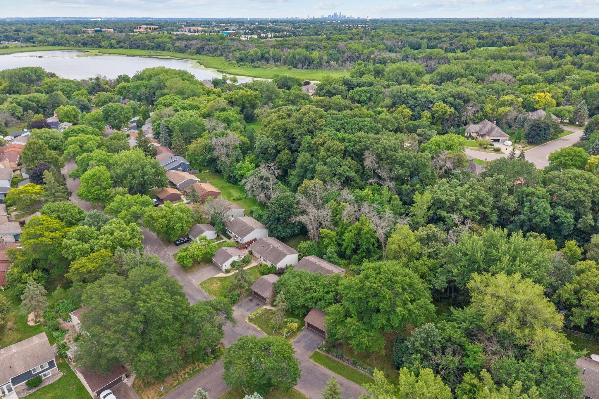 View of Residential at 11795 Red Fox Drive, Maple Grove MN 55369, Maple Grove (23 of 57) - Mike Wilen | Minnesota Team Real Estate