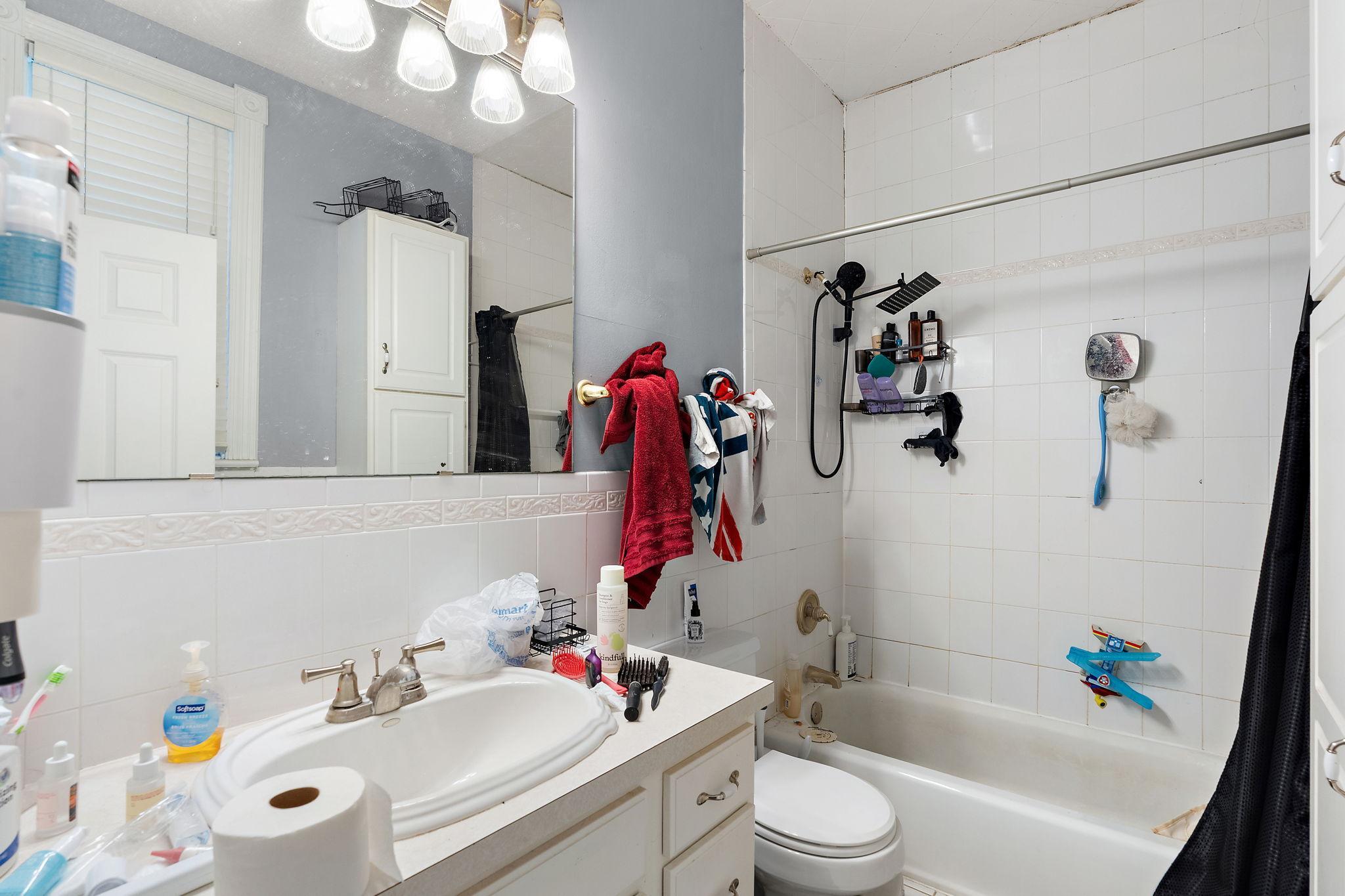 View of Residential Income at 437 Wheeler Street, Saint Paul MN 55104, Saint Paul (31 of 38) - Mike Wilen | Minnesota Team Real Estate