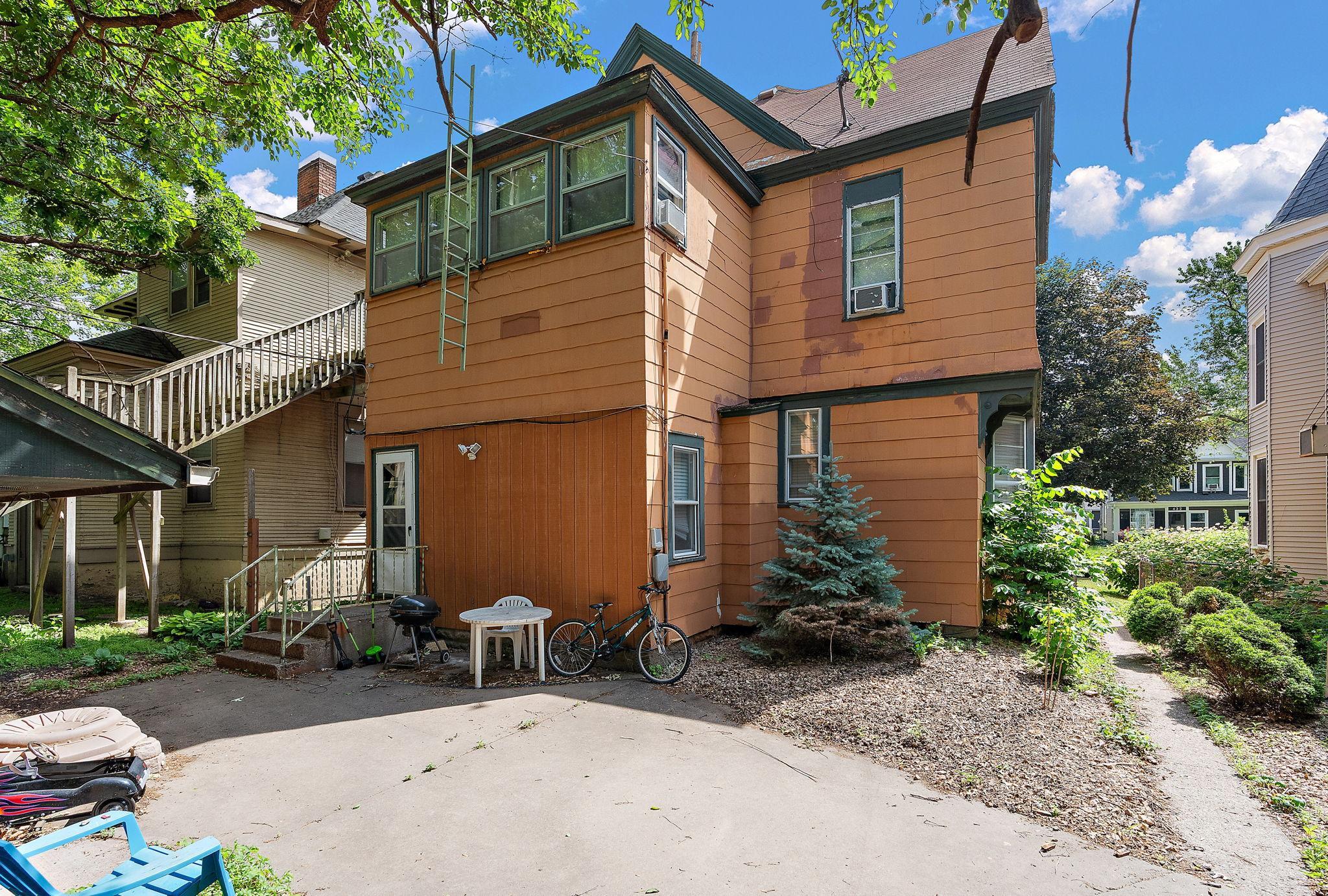 View of Residential Income at 437 Wheeler Street, Saint Paul MN 55104, Saint Paul (34 of 38) - Mike Wilen | Minnesota Team Real Estate