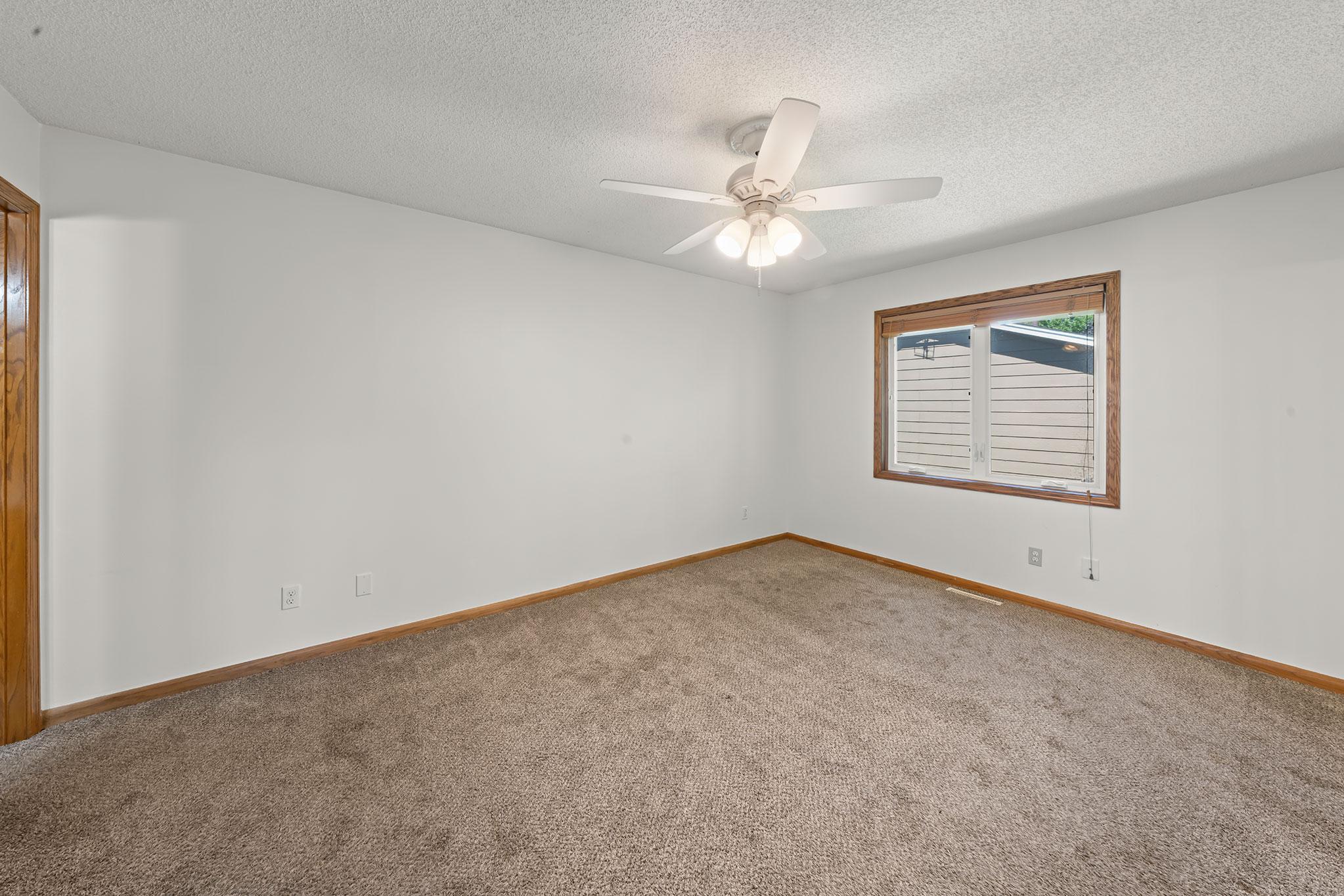 View of Residential at 17446 Goldenview Avenue, Lakeville MN 55044, Lakeville (16 of 28) - Mike Wilen | Minnesota Team Real Estate