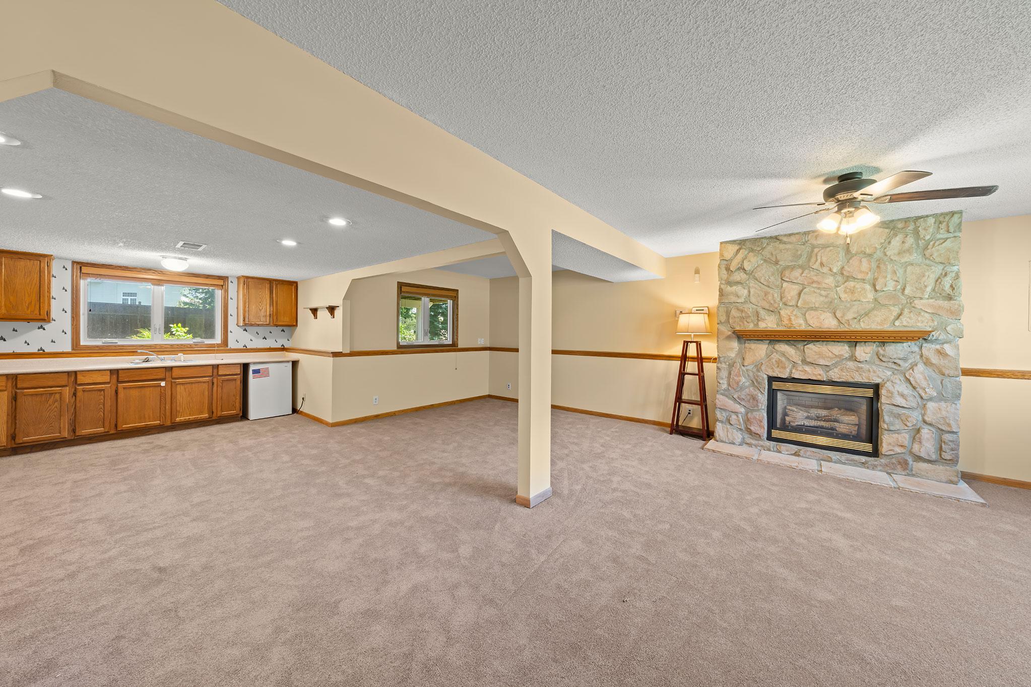 View of Residential at 17446 Goldenview Avenue, Lakeville MN 55044, Lakeville (11 of 28) - Mike Wilen | Minnesota Team Real Estate