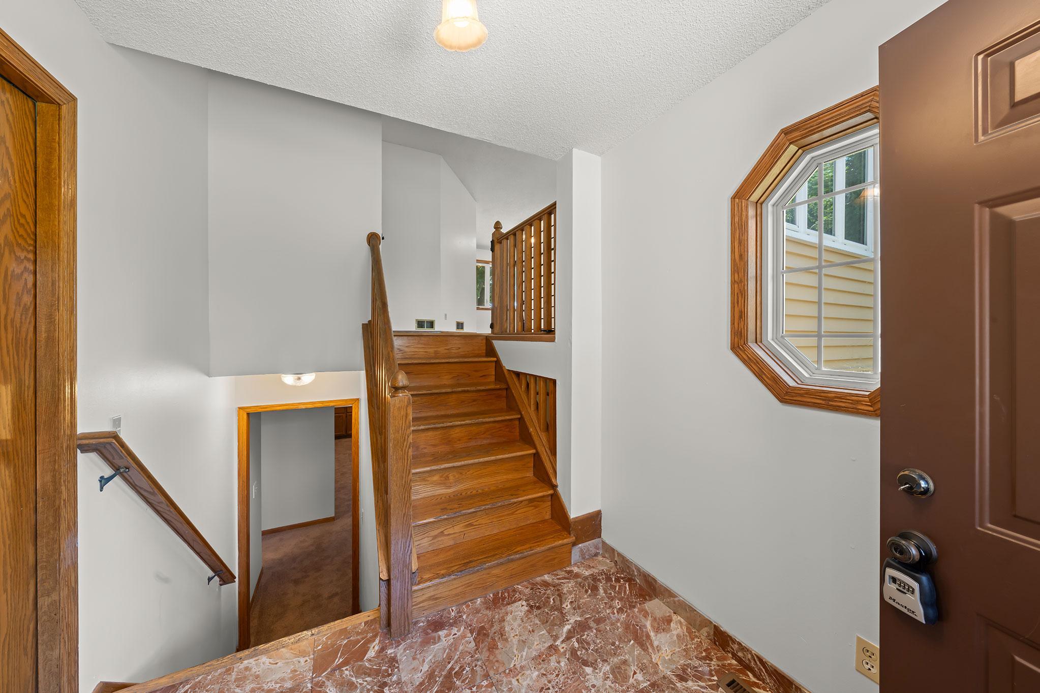 View of Residential at 17446 Goldenview Avenue, Lakeville MN 55044, Lakeville (10 of 28) - Mike Wilen | Minnesota Team Real Estate
