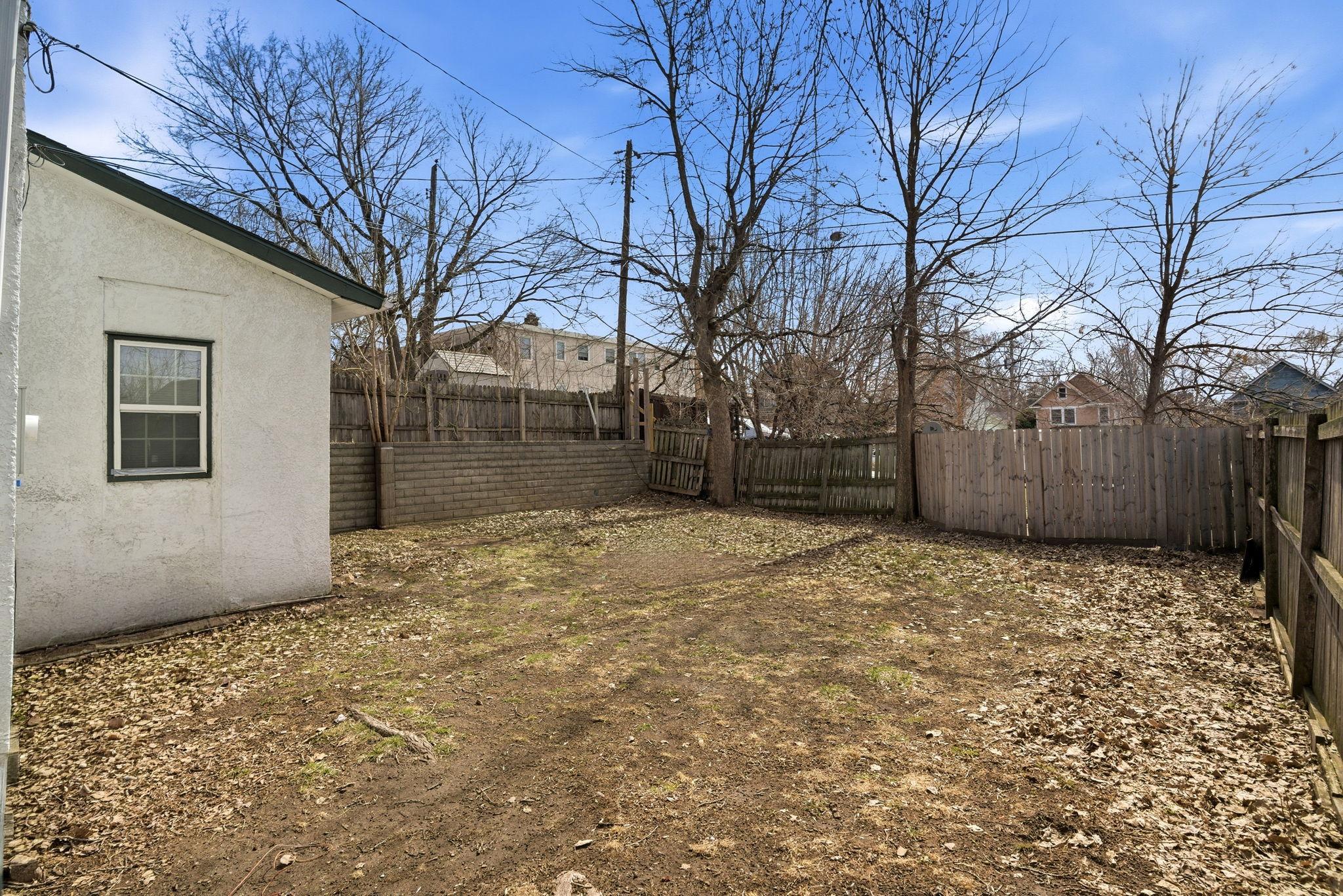 View of Residential Income at 692 4th Street, Saint Paul MN 55106, Saint Paul (11 of 12) - Mike Wilen | Minnesota Team Real Estate