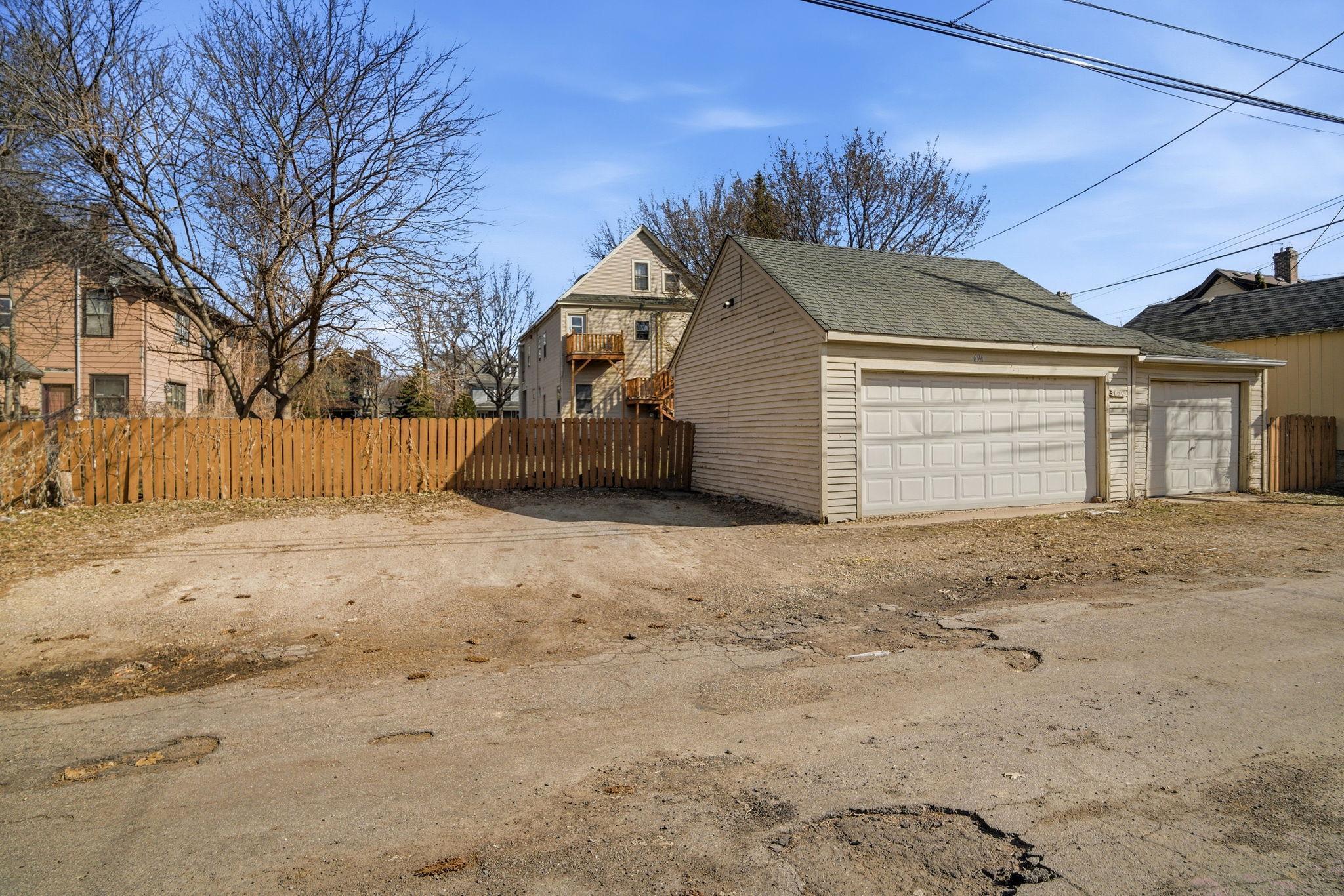 View of Residential Income at 694 Marshall Avenue, Saint Paul MN 55104, Saint Paul (16 of 16) - Mike Wilen | Minnesota Team Real Estate