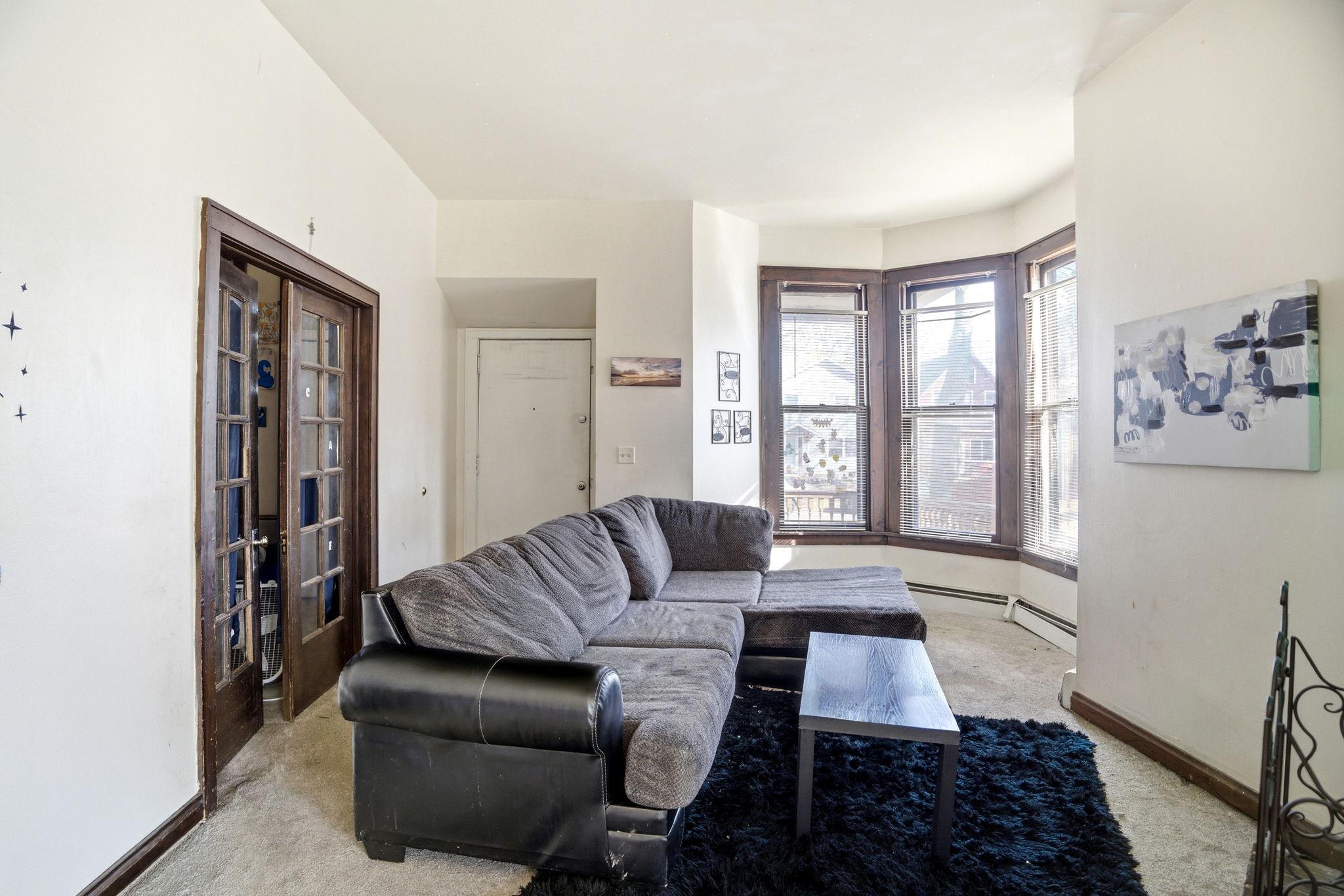 View of Residential Income at 694 Marshall Avenue, Saint Paul MN 55104, Saint Paul (4 of 16) - Mike Wilen | Minnesota Team Real Estate