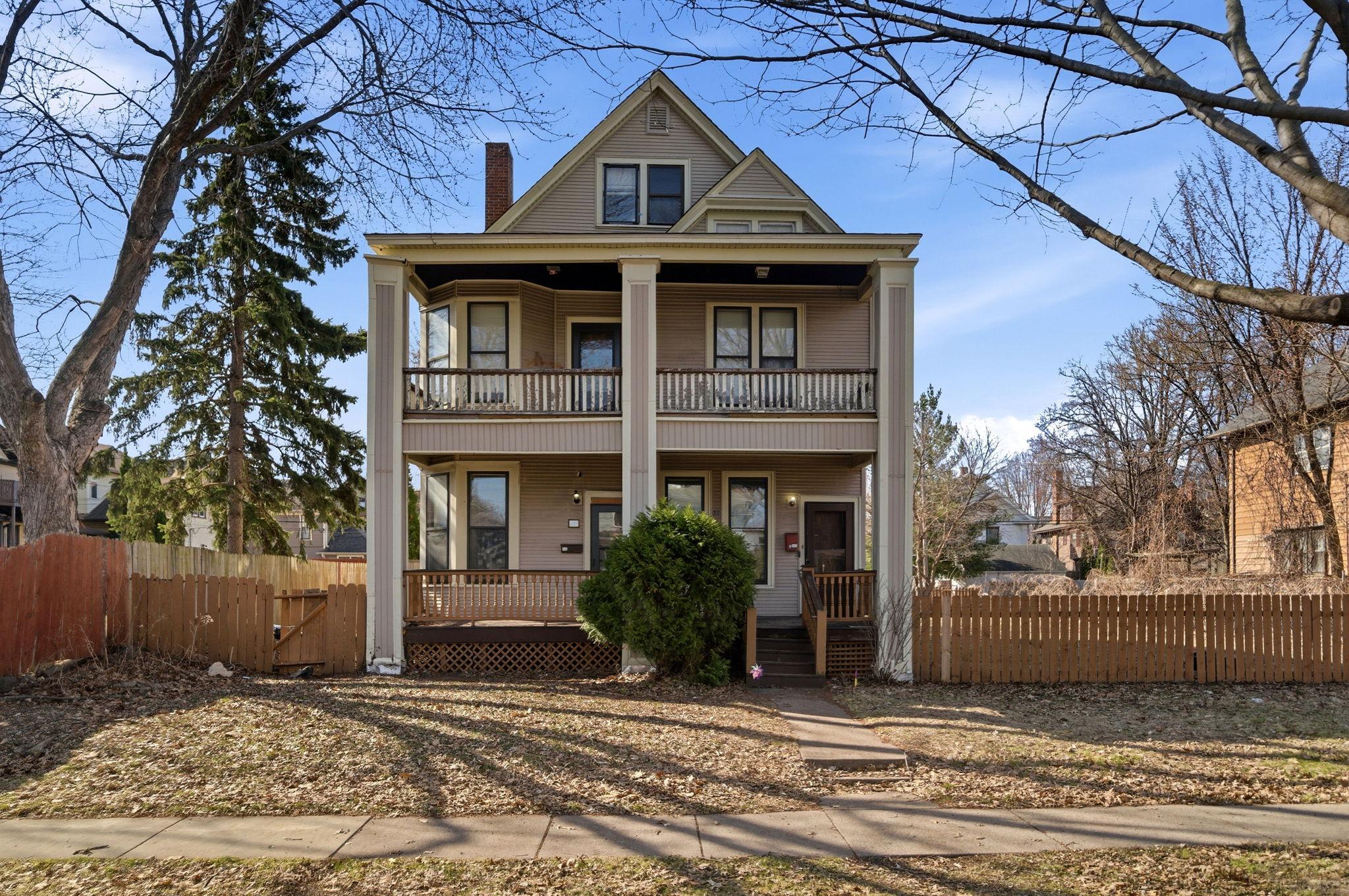 View of Residential Income at 694 Marshall Avenue, Saint Paul MN 55104, Saint Paul (2 of 16) - Mike Wilen | Minnesota Team Real Estate