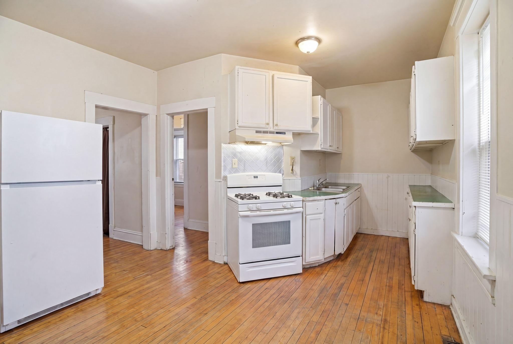 View of Residential Income at 686 Virginia Street, Saint Paul MN 55103, Saint Paul (7 of 12) - Mike Wilen | Minnesota Team Real Estate