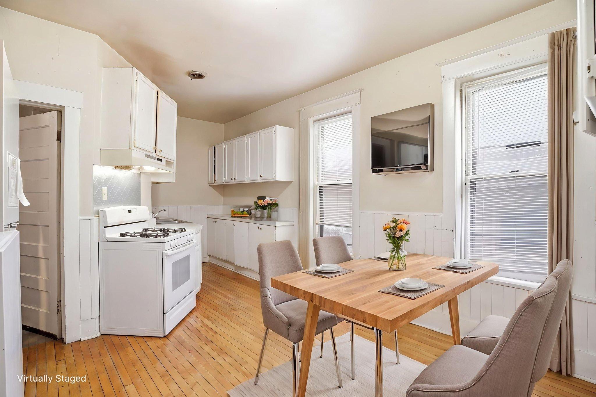 View of Residential Income at 686 Virginia Street, Saint Paul MN 55103, Saint Paul (6 of 12) - Mike Wilen | Minnesota Team Real Estate