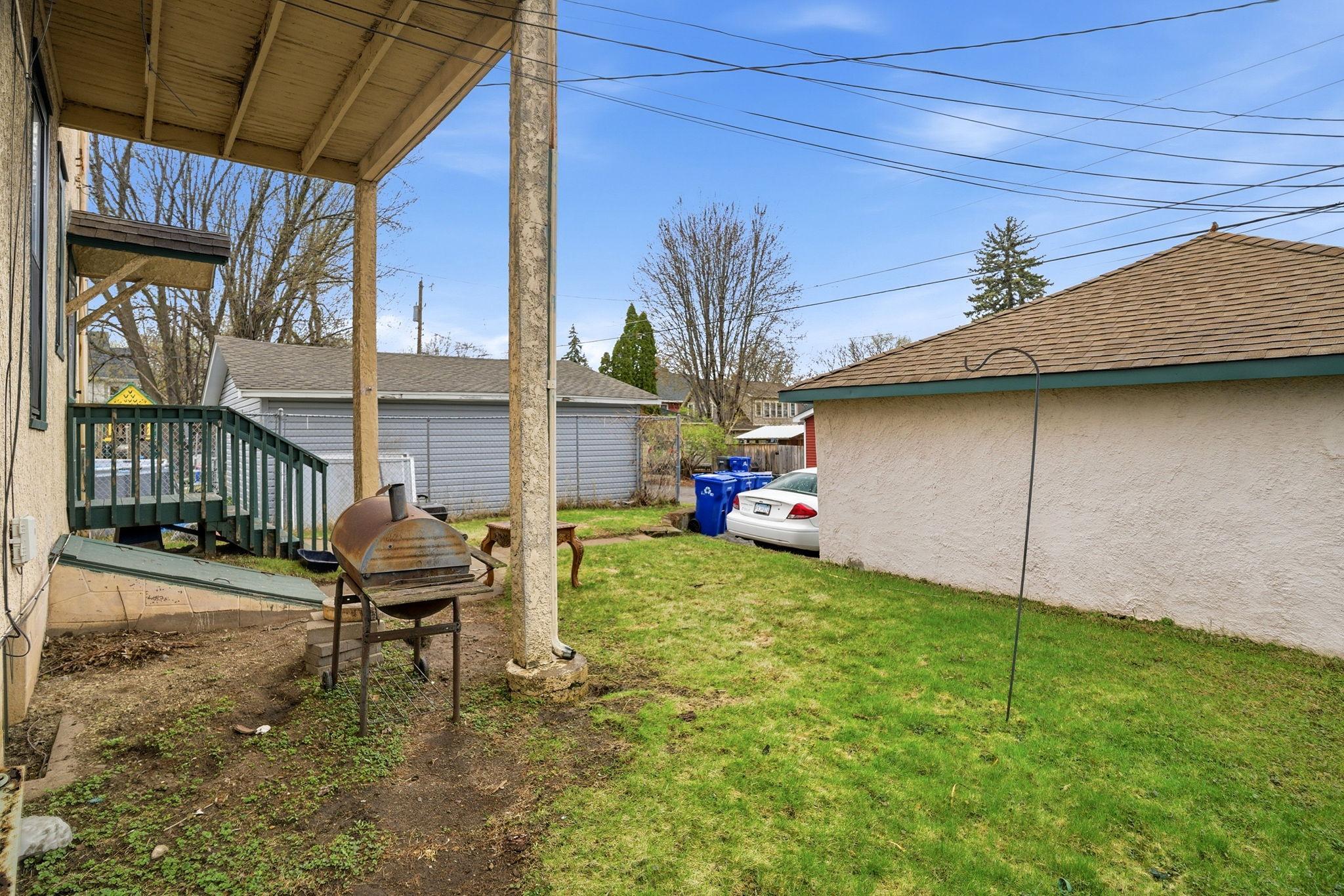 View of Residential Income at 891 Iglehart Avenue, Saint Paul MN 55104, Saint Paul (12 of 15) - Mike Wilen | Minnesota Team Real Estate