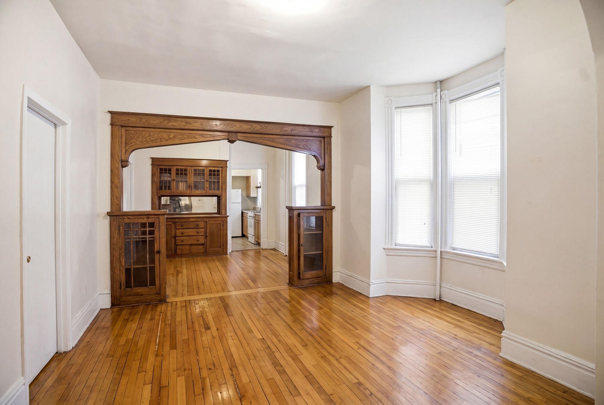 View of Residential Income at 891 Iglehart Avenue, Saint Paul MN 55104, Saint Paul (3 of 15) - Mike Wilen | Minnesota Team Real Estate