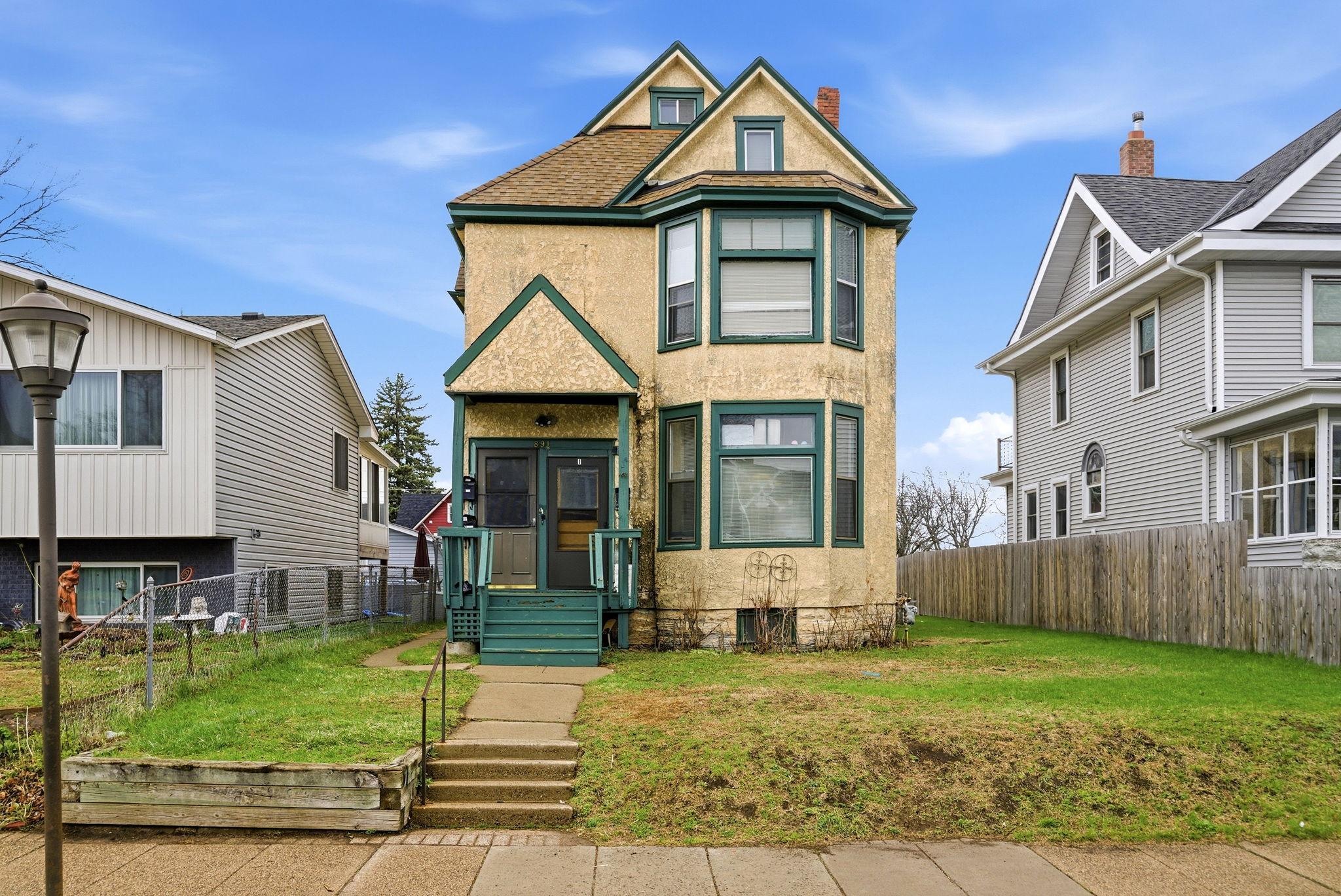 View of Residential Income at 891 Iglehart Avenue, Saint Paul MN 55104, Saint Paul (2 of 15) - Mike Wilen | Minnesota Team Real Estate