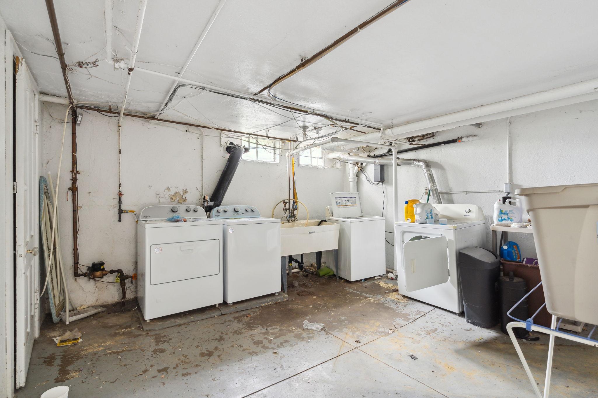 View of Residential Income at 3420 Humboldt Avenue, Minneapolis MN 55408, Minneapolis (40 of 40) - Mike Wilen | Minnesota Team Real Estate