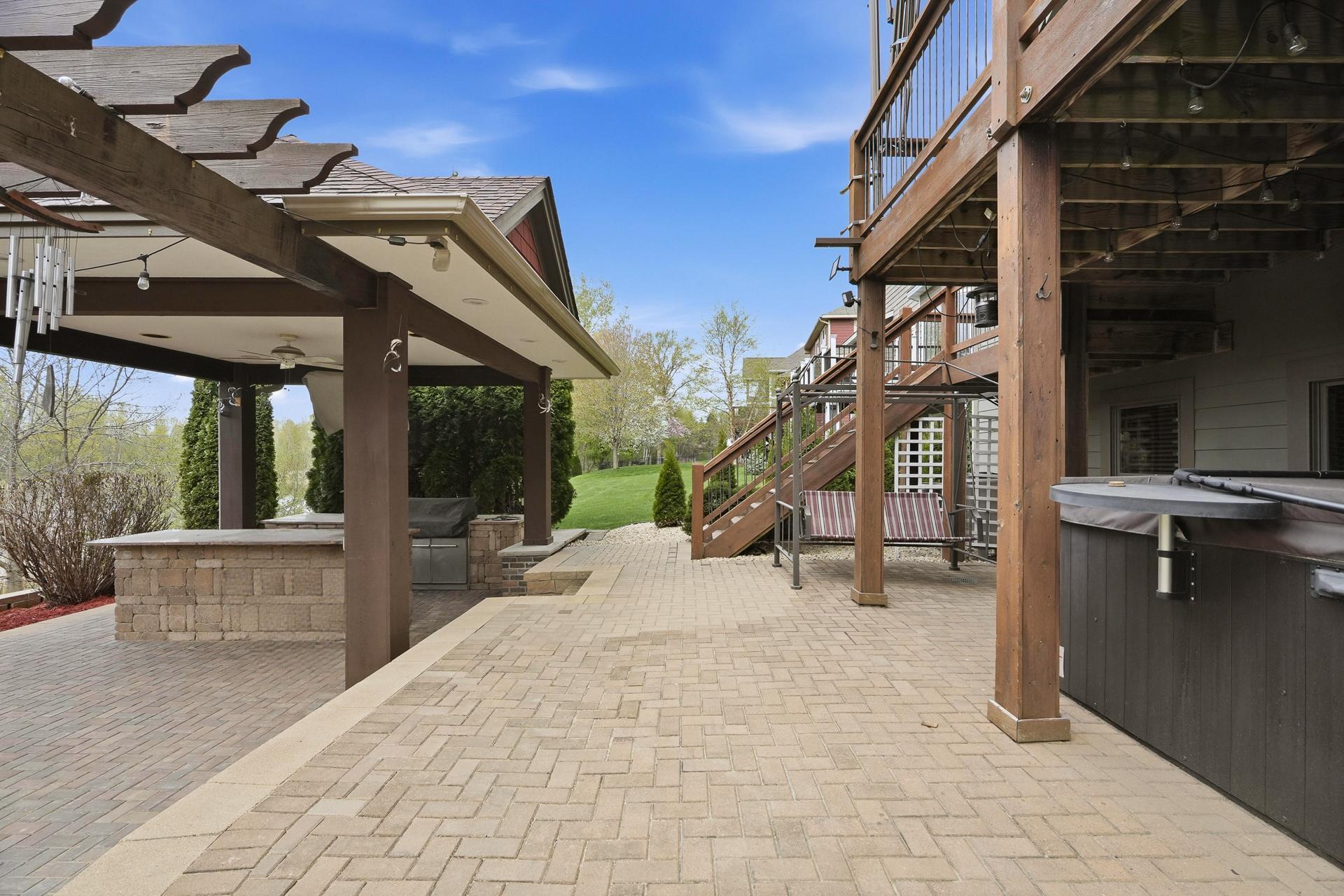 View of Residential at 10721 Watersedge Lane, Woodbury MN 55129, Woodbury (37 of 135) - Mike Wilen | Minnesota Team Real Estate