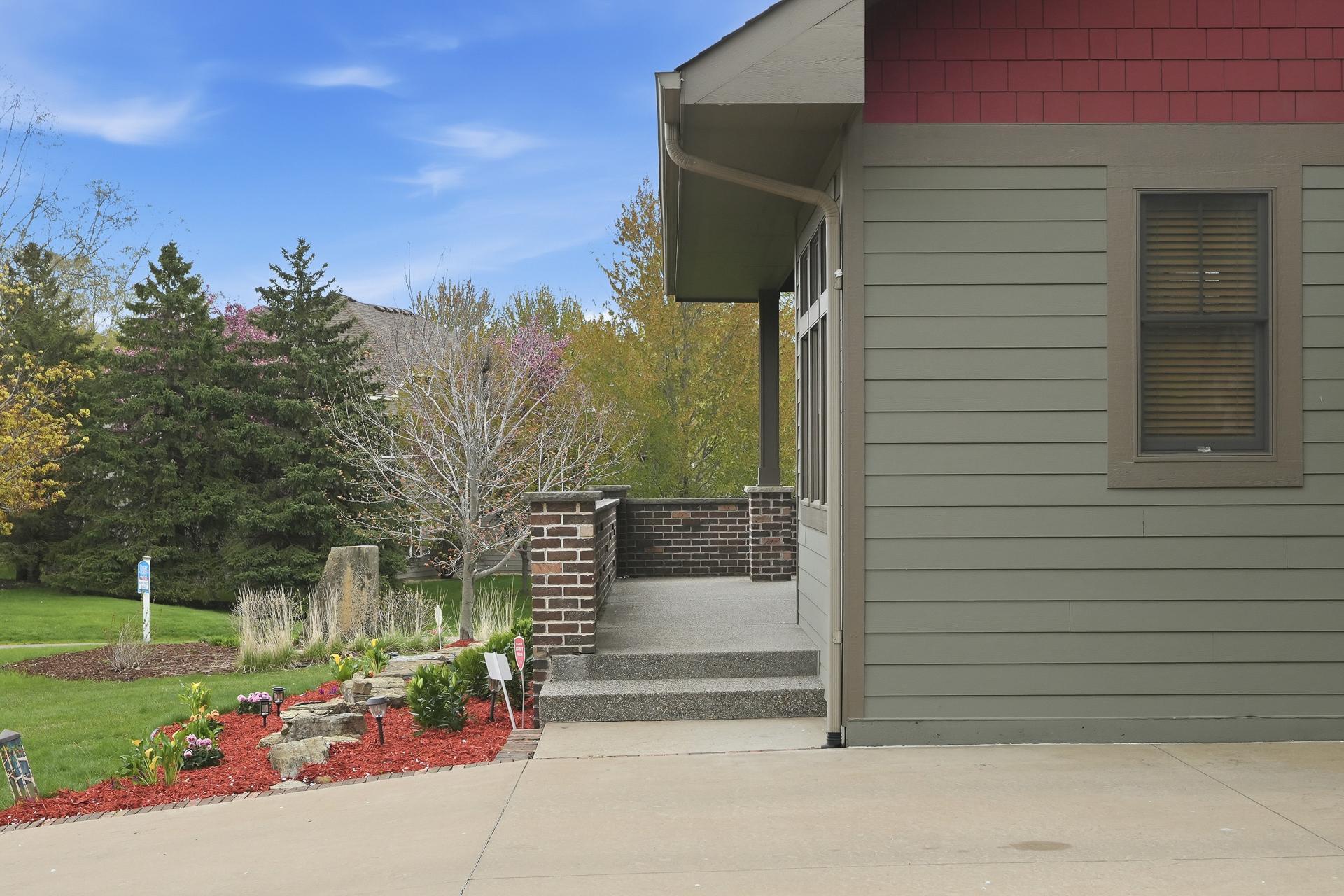 View of Residential at 10721 Watersedge Lane, Woodbury MN 55129, Woodbury (26 of 135) - Mike Wilen | Minnesota Team Real Estate