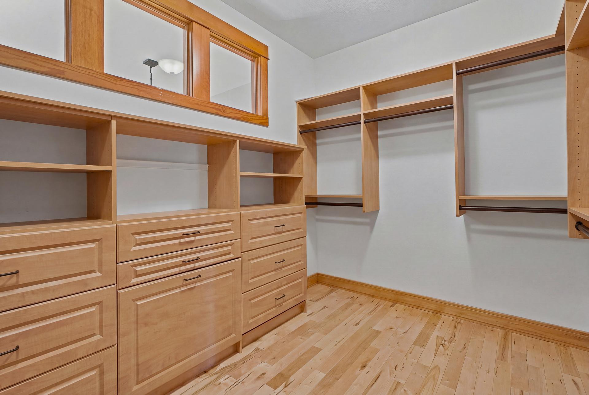 View of Residential at 10721 Watersedge Lane, Woodbury MN 55129, Woodbury (105 of 135) - Mike Wilen | Minnesota Team Real Estate