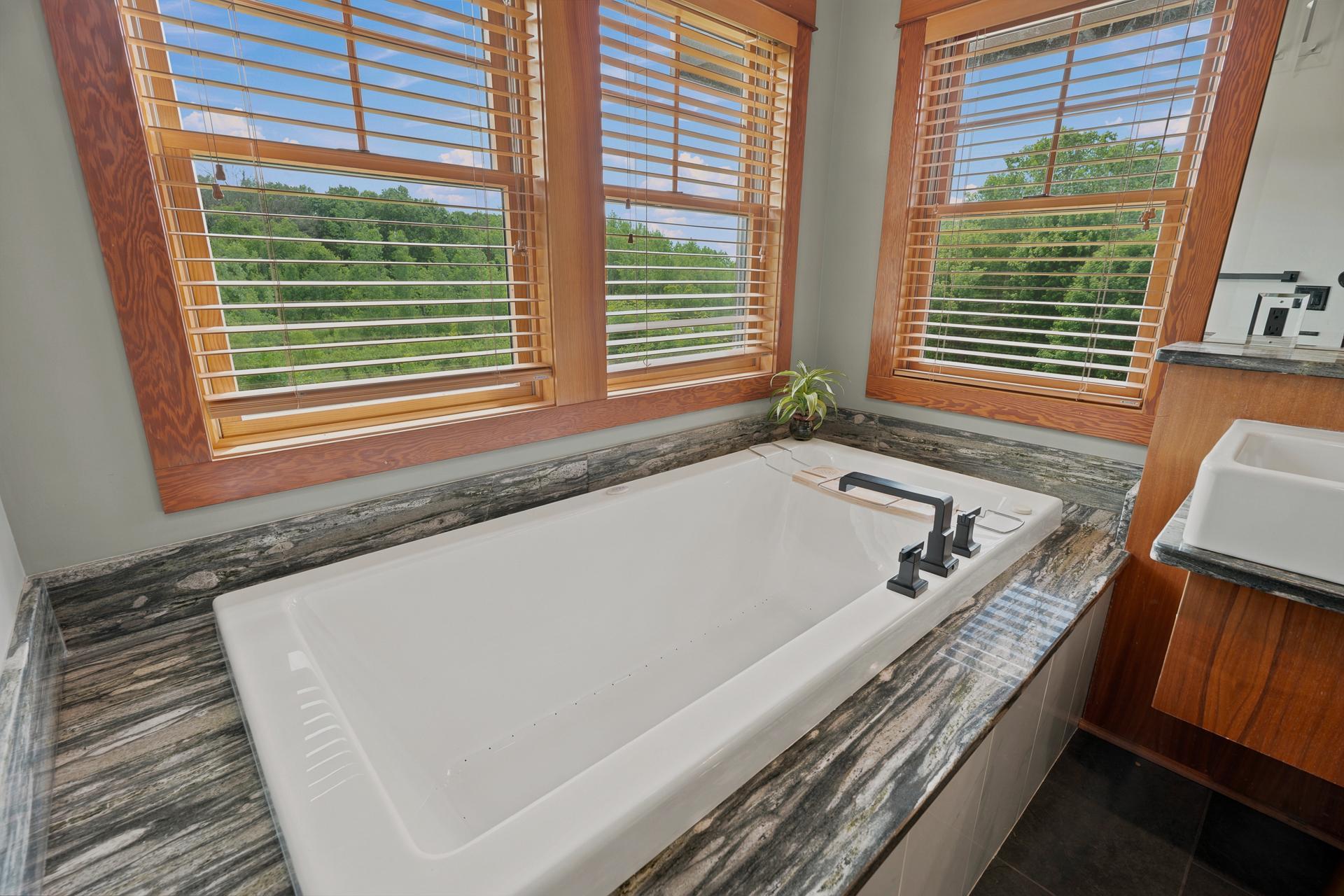 View of Residential at 10721 Watersedge Lane, Woodbury MN 55129, Woodbury (102 of 135) - Mike Wilen | Minnesota Team Real Estate