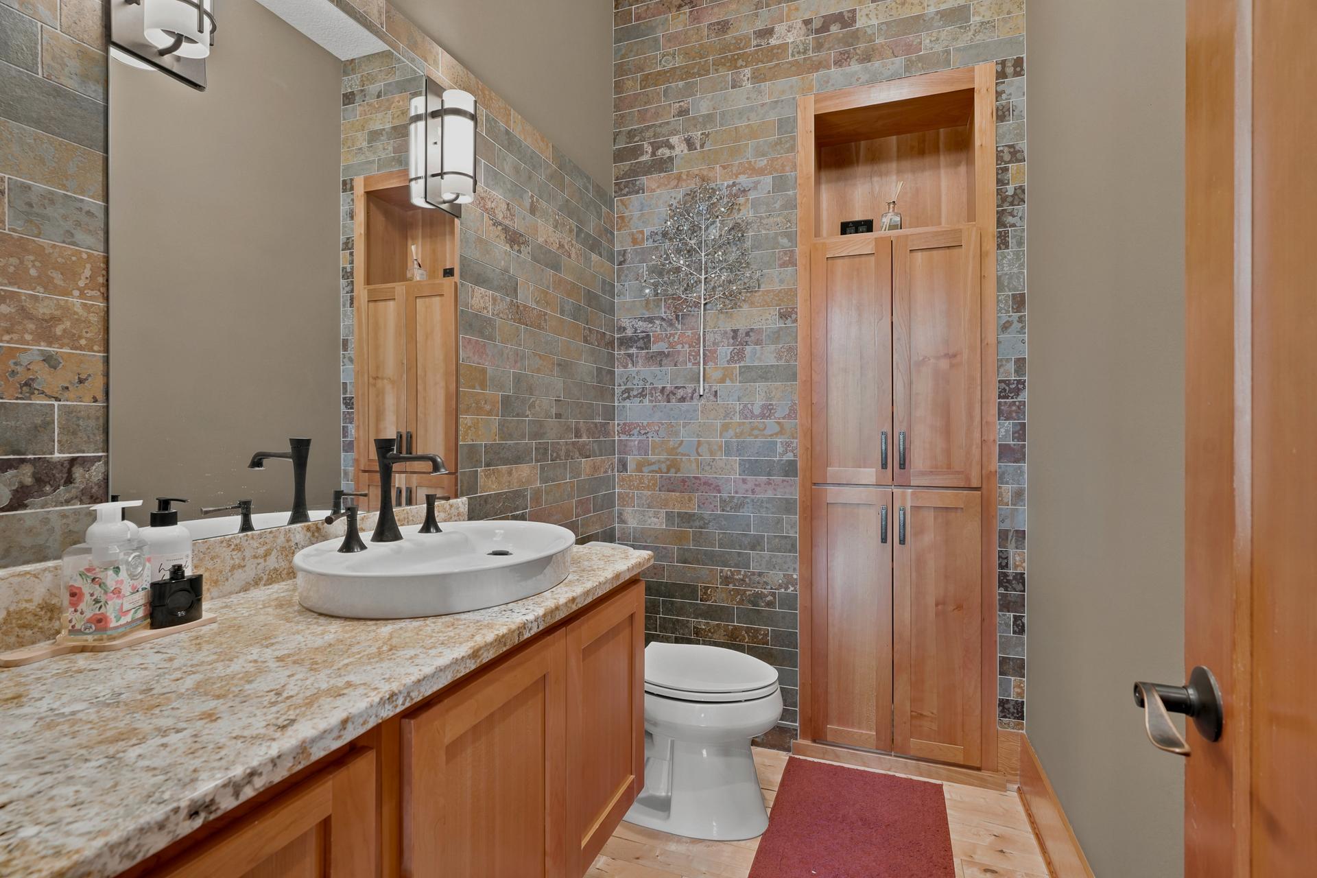 View of Residential at 10721 Watersedge Lane, Woodbury MN 55129, Woodbury (88 of 135) - Mike Wilen | Minnesota Team Real Estate