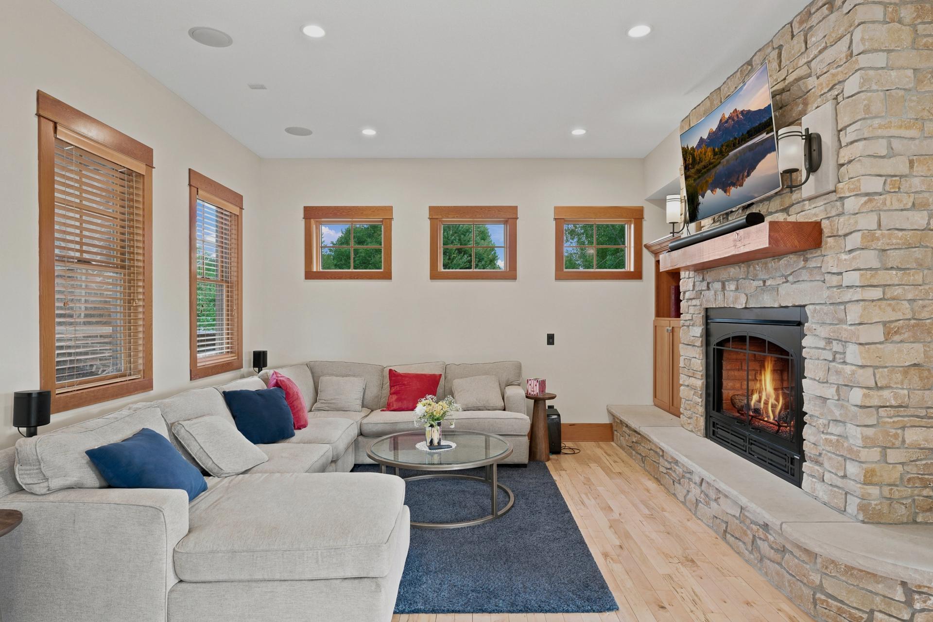 View of Residential at 10721 Watersedge Lane, Woodbury MN 55129, Woodbury (81 of 135) - Mike Wilen | Minnesota Team Real Estate