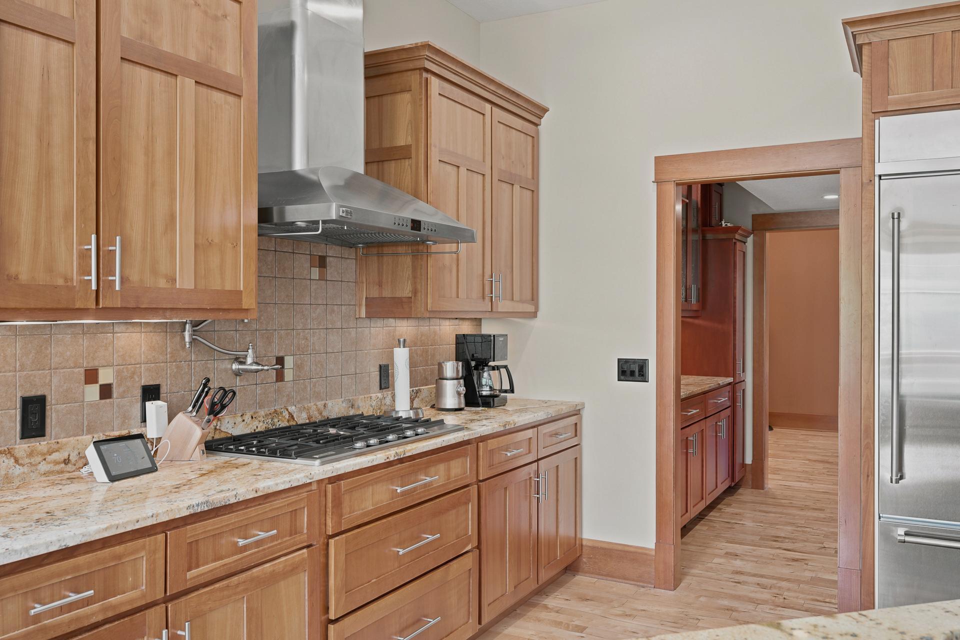 View of Residential at 10721 Watersedge Lane, Woodbury MN 55129, Woodbury (75 of 135) - Mike Wilen | Minnesota Team Real Estate