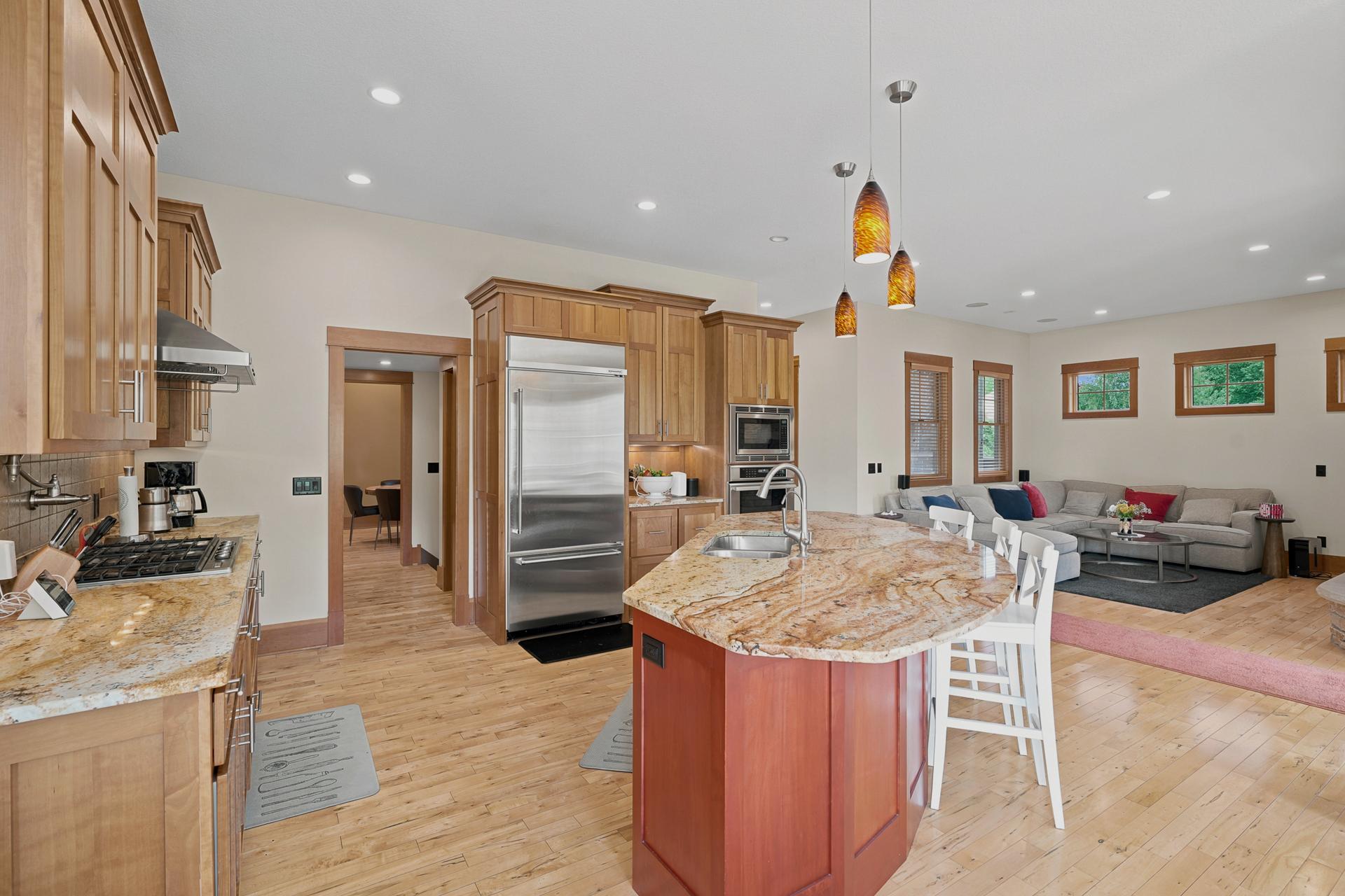 View of Residential at 10721 Watersedge Lane, Woodbury MN 55129, Woodbury (74 of 135) - Mike Wilen | Minnesota Team Real Estate
