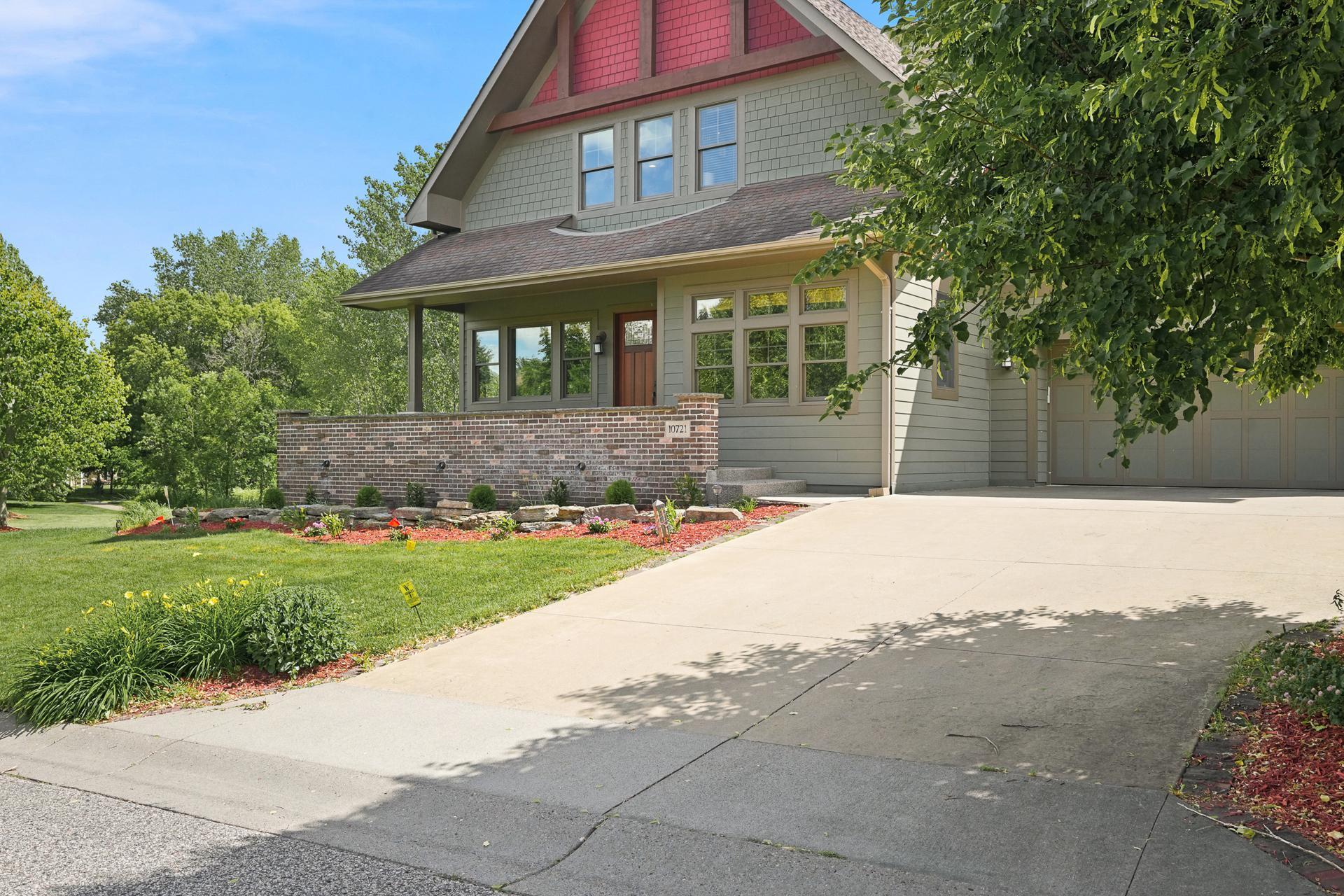 View of Residential at 10721 Watersedge Lane, Woodbury MN 55129, Woodbury (46 of 135) - Mike Wilen | Minnesota Team Real Estate
