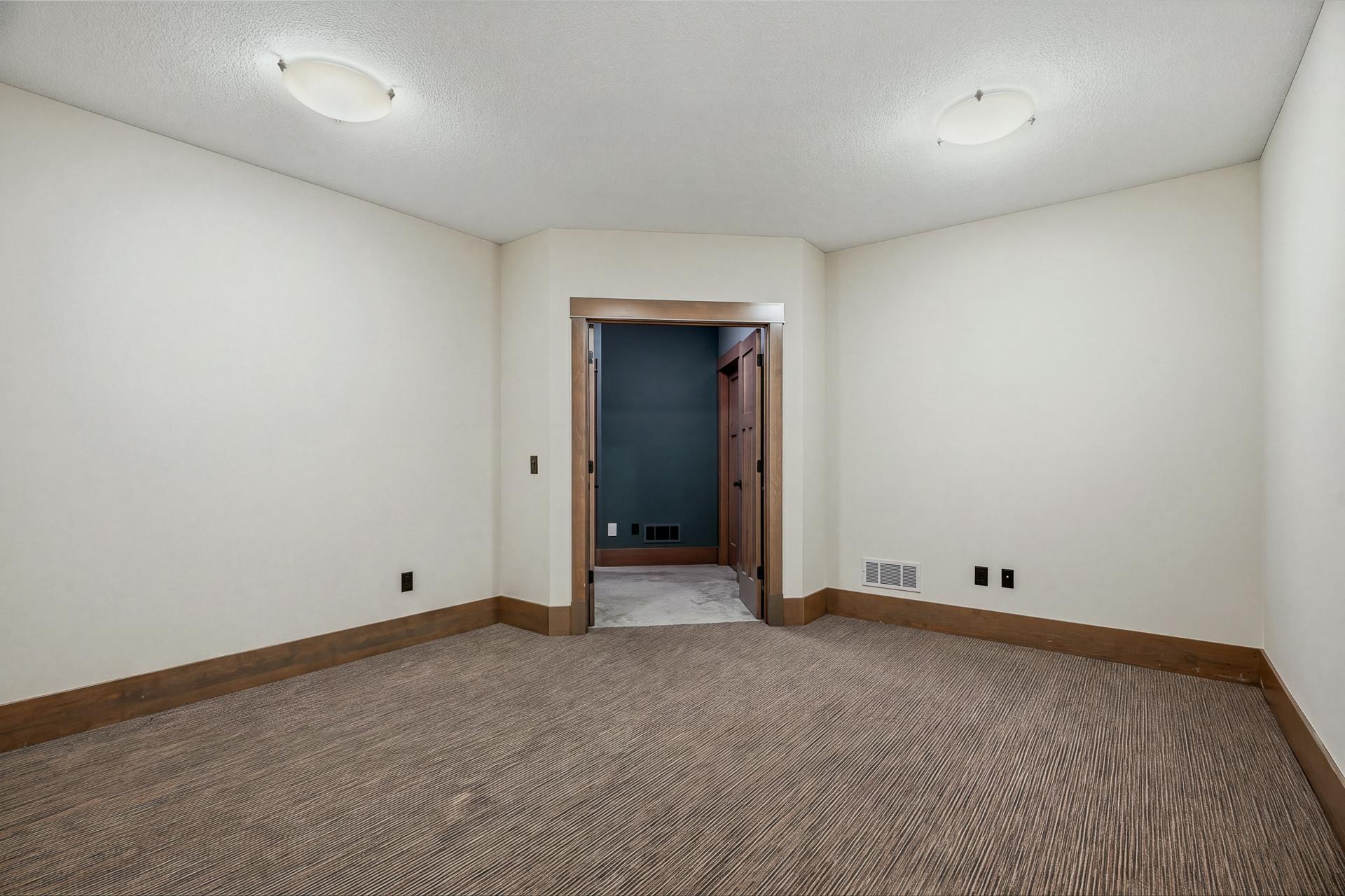 View of Residential at 10721 Watersedge Lane, Woodbury MN 55129, Woodbury (216 of 219) - Mike Wilen | Minnesota Team Real Estate