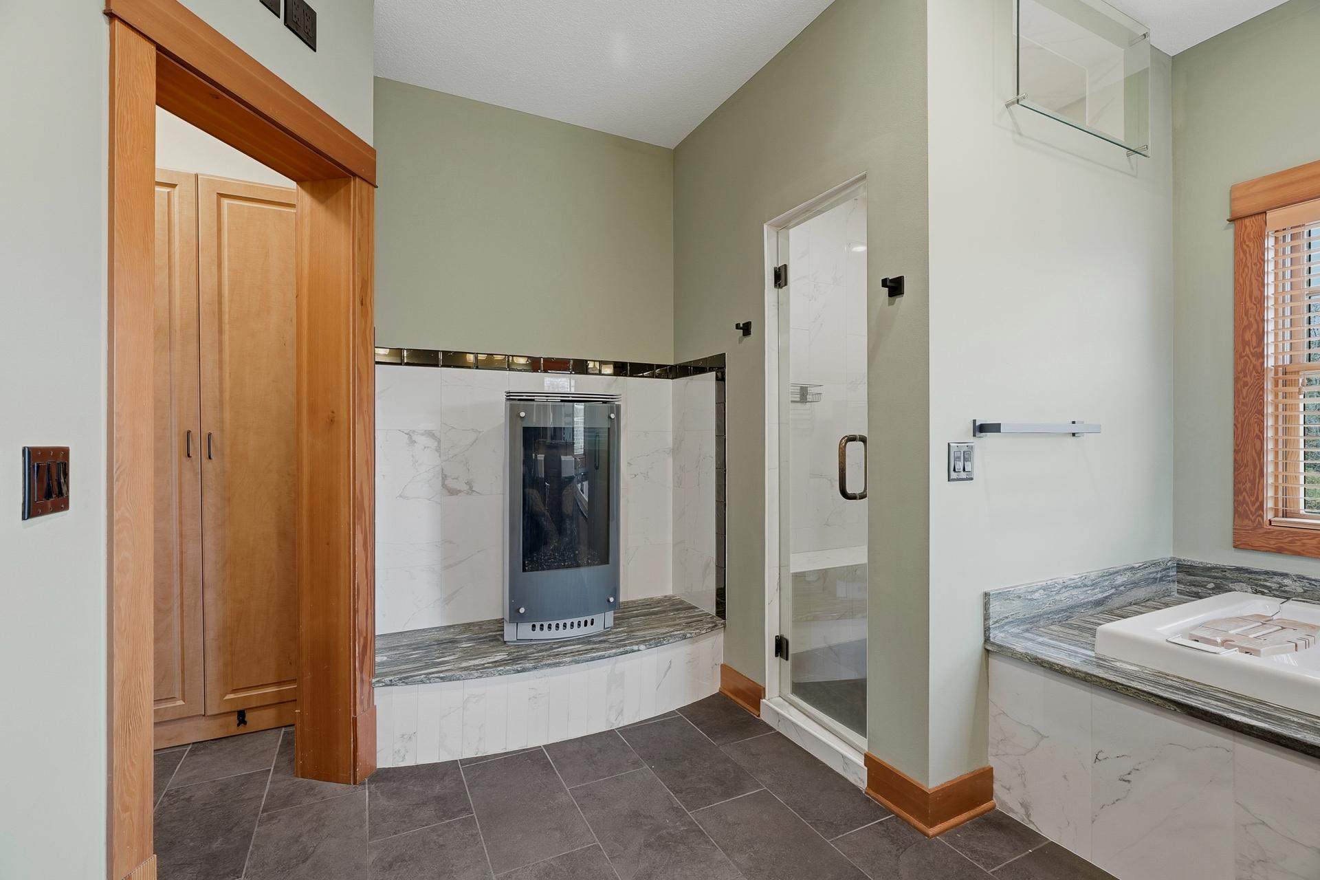 View of Residential at 10721 Watersedge Lane, Woodbury MN 55129, Woodbury (152 of 219) - Mike Wilen | Minnesota Team Real Estate