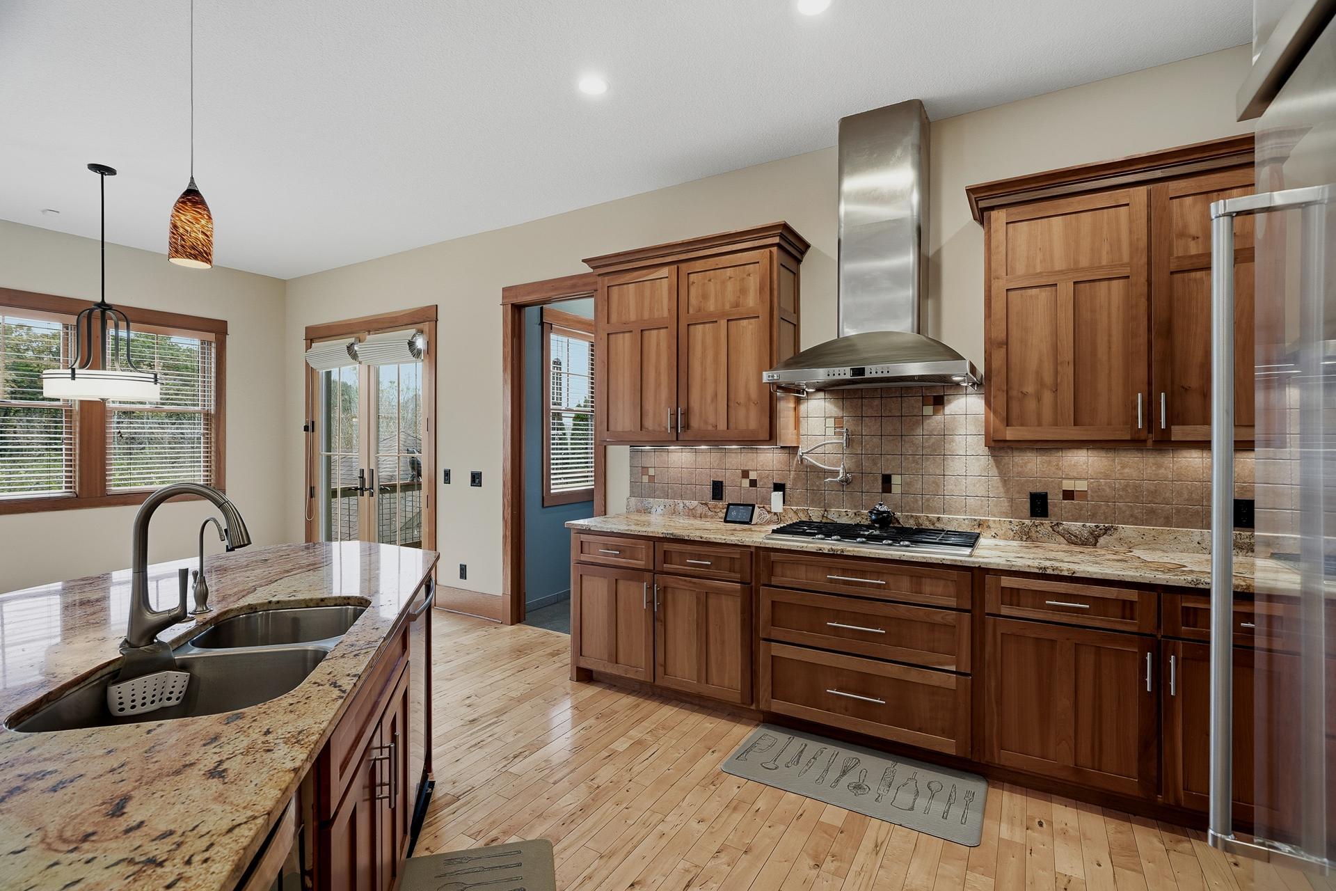 View of Residential at 10721 Watersedge Lane, Woodbury MN 55129, Woodbury (96 of 219) - Mike Wilen | Minnesota Team Real Estate