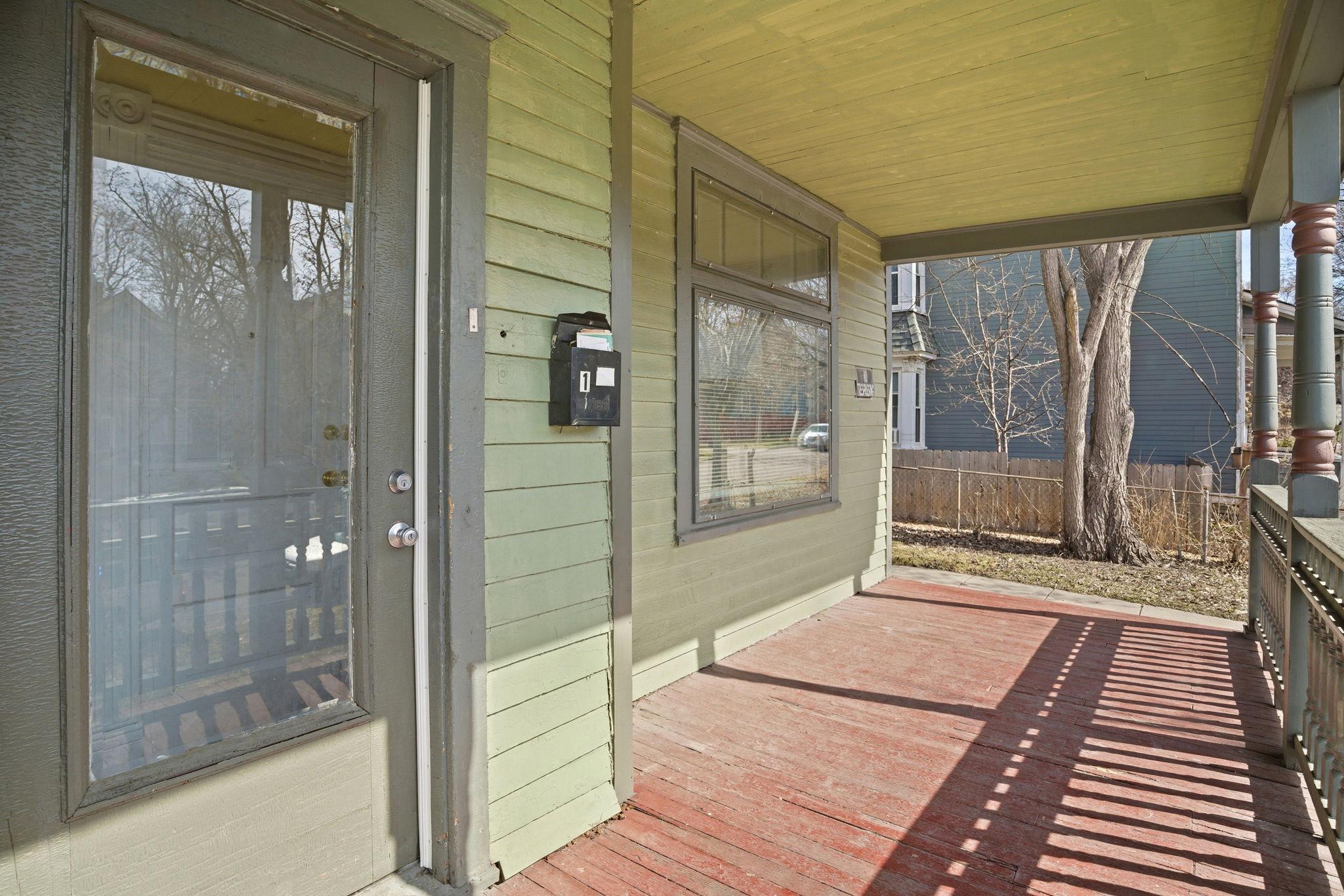 View of Residential Income at 659 Conway Street, Saint Paul MN 55106, Saint Paul (3 of 16) - Mike Wilen | Minnesota Team Real Estate