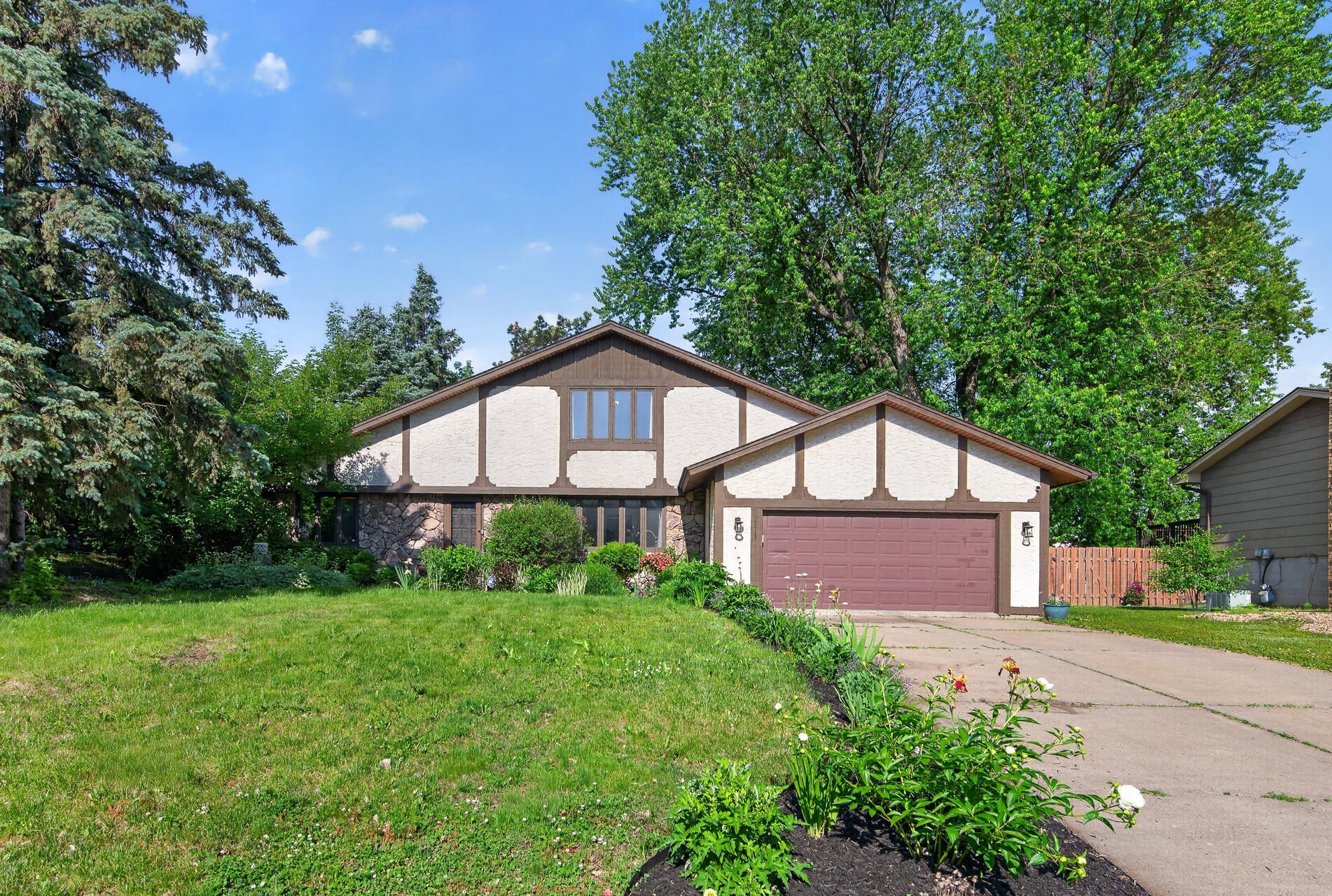 View of Residential at 4008 Macalaster Drive, Saint Anthony MN 55421, Saint Anthony - Mike Wilen | Minnesota Team Real Estate