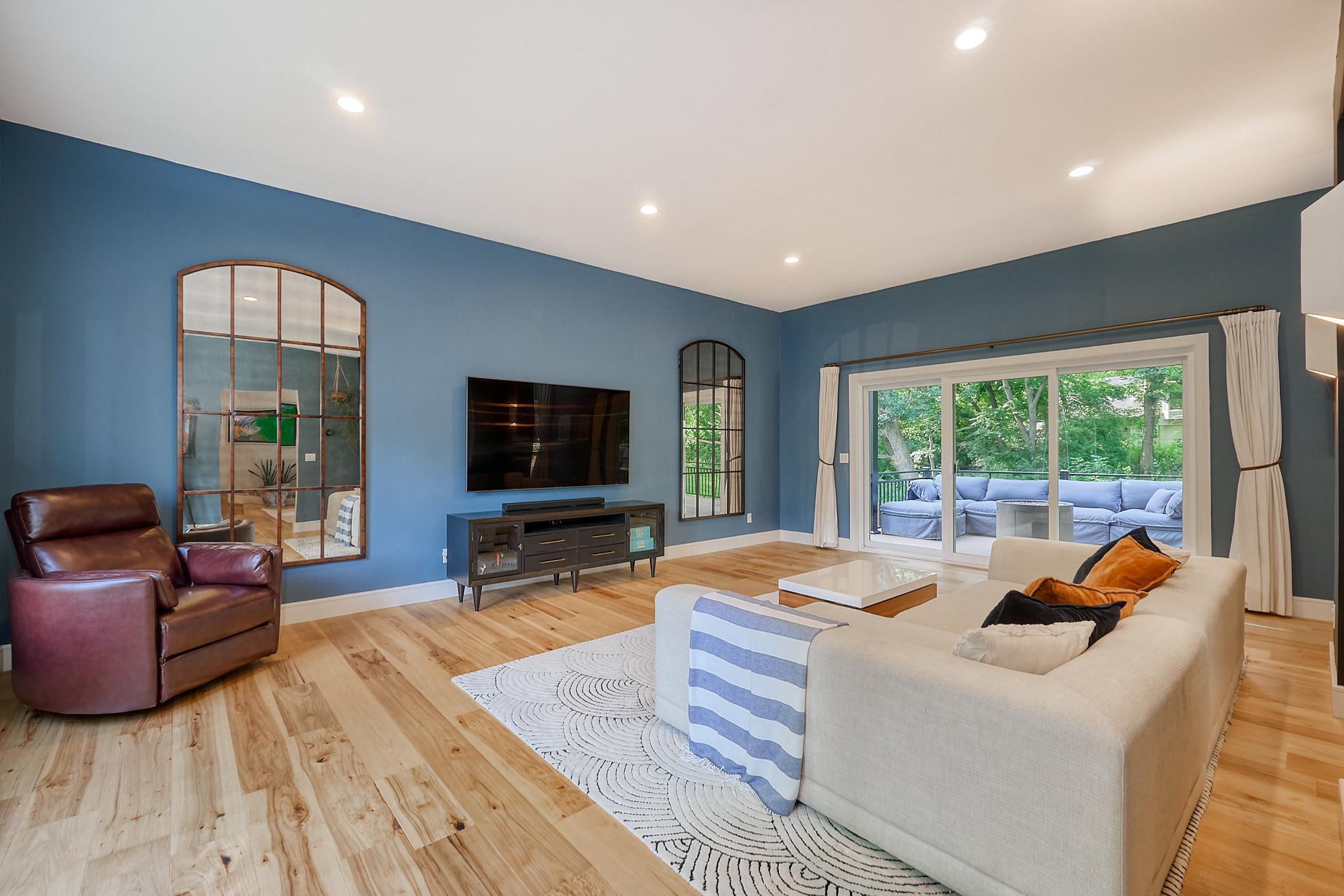 View of Residential at 4774 Oak Way, Eagan MN 55122, Eagan (10 of 45) - Mike Wilen | Minnesota Team Real Estate