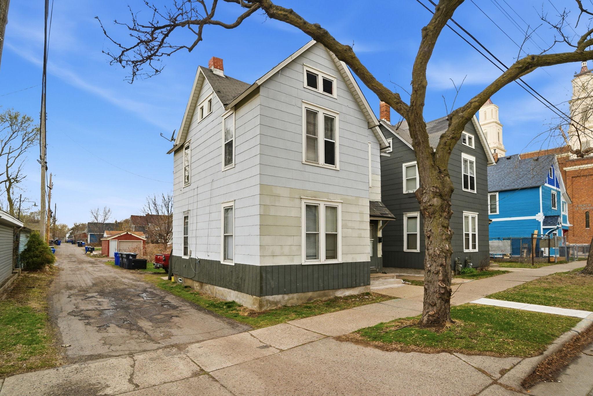 View of Residential Income at 525 Galtier Street, Saint Paul MN 55103, Saint Paul (2 of 11) - Mike Wilen | Minnesota Team Real Estate