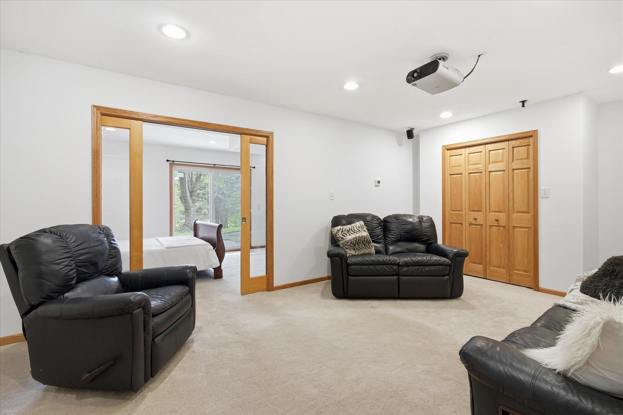 View of Residential at 2500 Highland View Avenue, Burnsville MN 55337, Burnsville (41 of 57) - Mike Wilen | Minnesota Team Real Estate